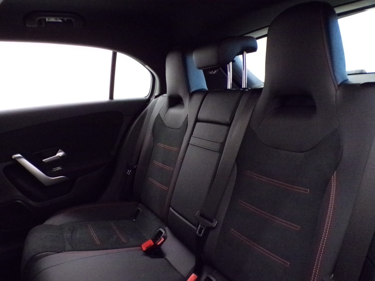 Mercedes Classe A 200 AMG Line Advanced Plus 7G-DCT - 14