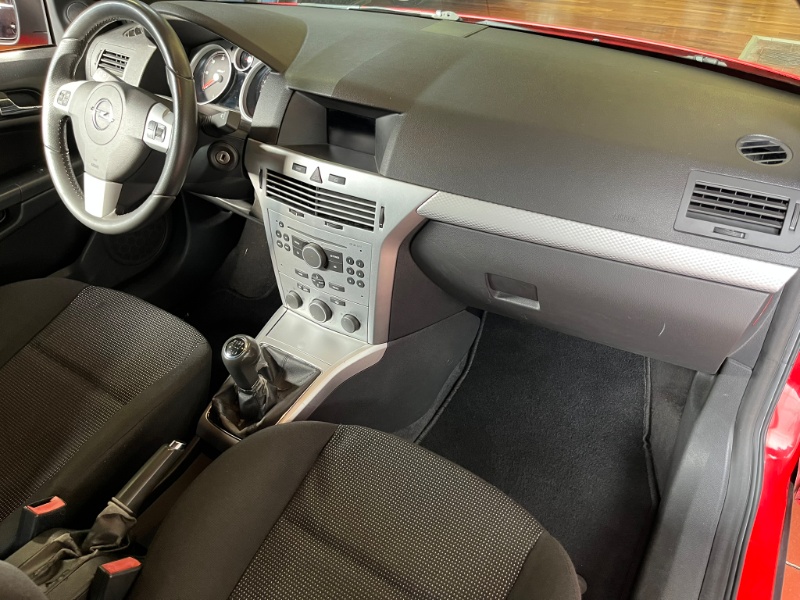 OPEL – Astra GTC 1.9 16V CDTI 150CV 3 porte Sport