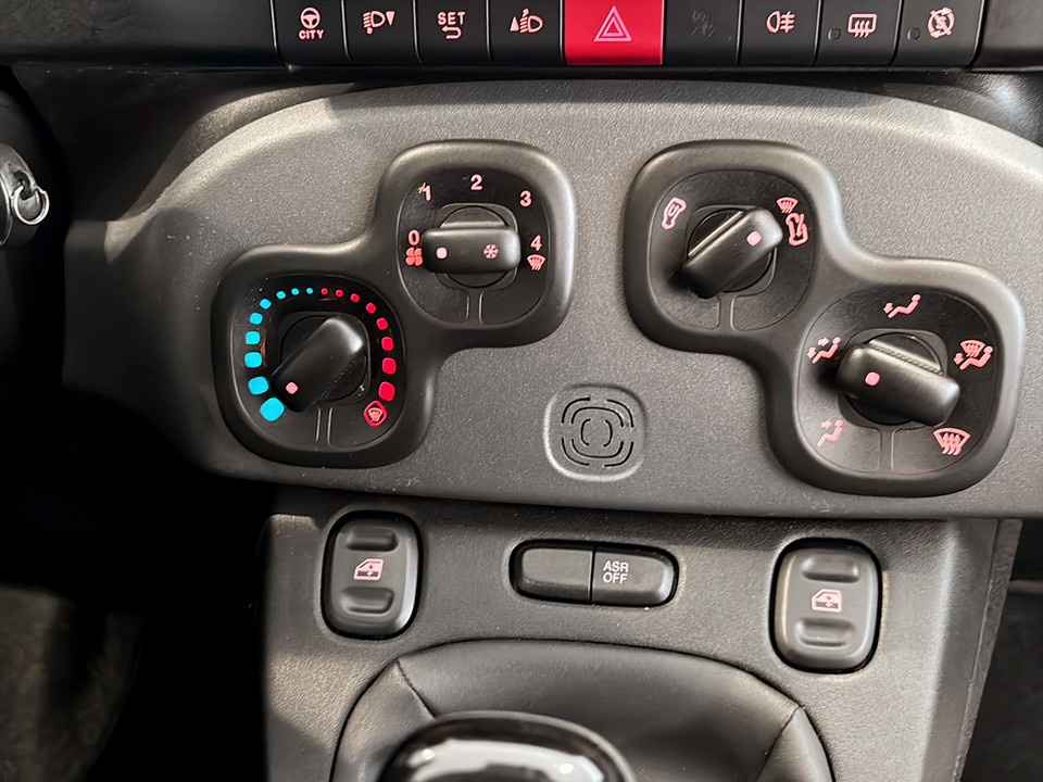 FIAT Panda 1.0 firefly hybrid City Life s&s 70cv 5p.ti Ibrida usato - 15