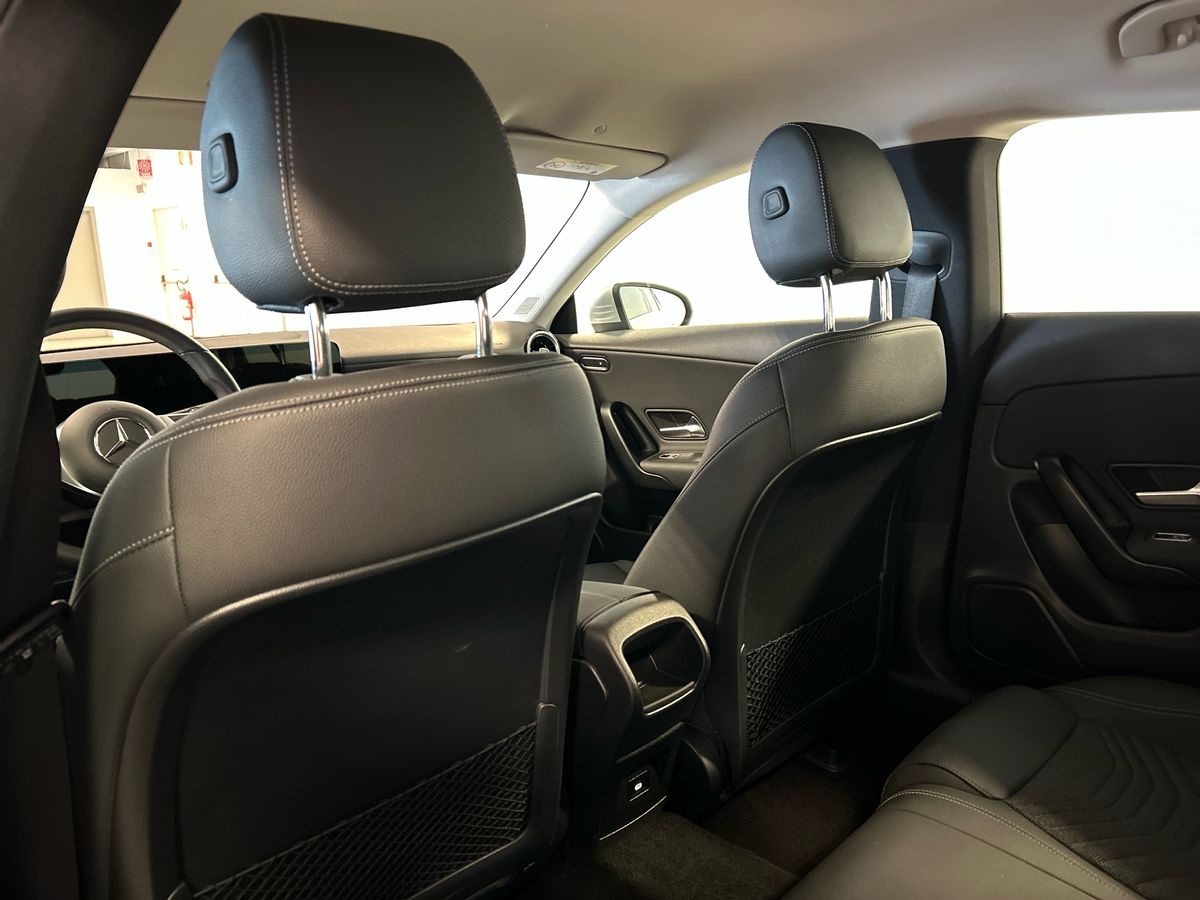 Mercedes  CLA Shooting Brake 180 D Advanced 8G-DCT - 18