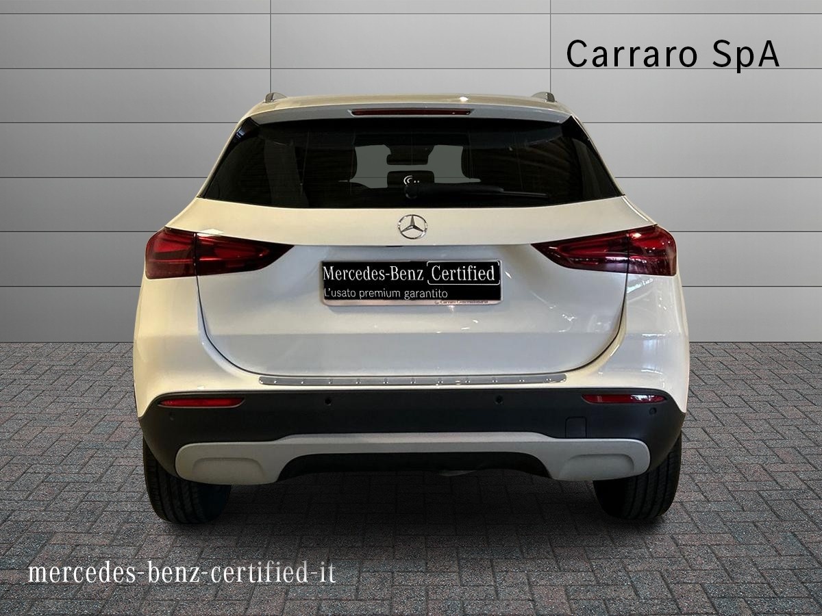 Mercedes GLA GLA 180 D Advanced 8G-DCT - 4