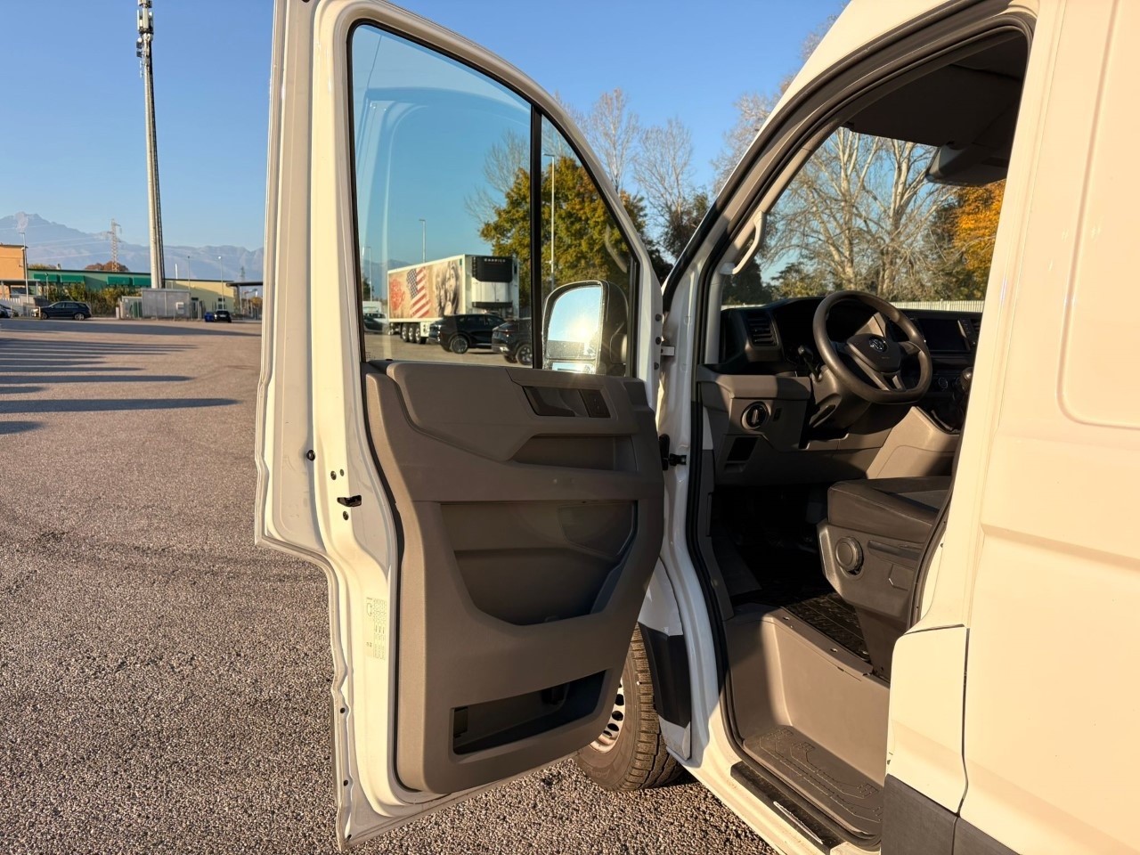 Volkswagen Crafter II crafter 30 2.0 tdi 140cv L3H2 Logistic my19 - 10