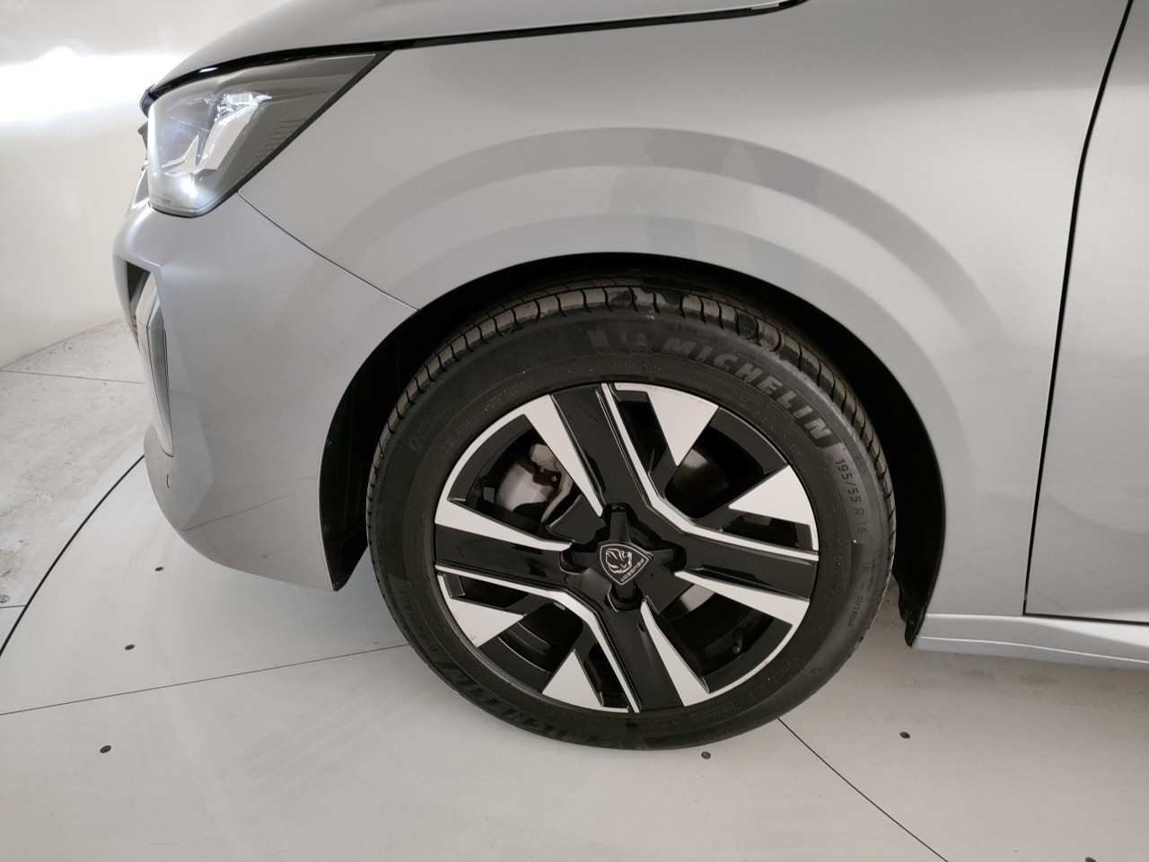 Peugeot 208 Usato 2025 208 San Zeno Naviglio