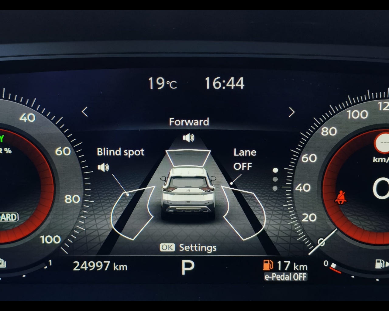 Foto NISSAN X-Trail 1.5 e-power Tekna e-4orce 4wd auto 7p.t