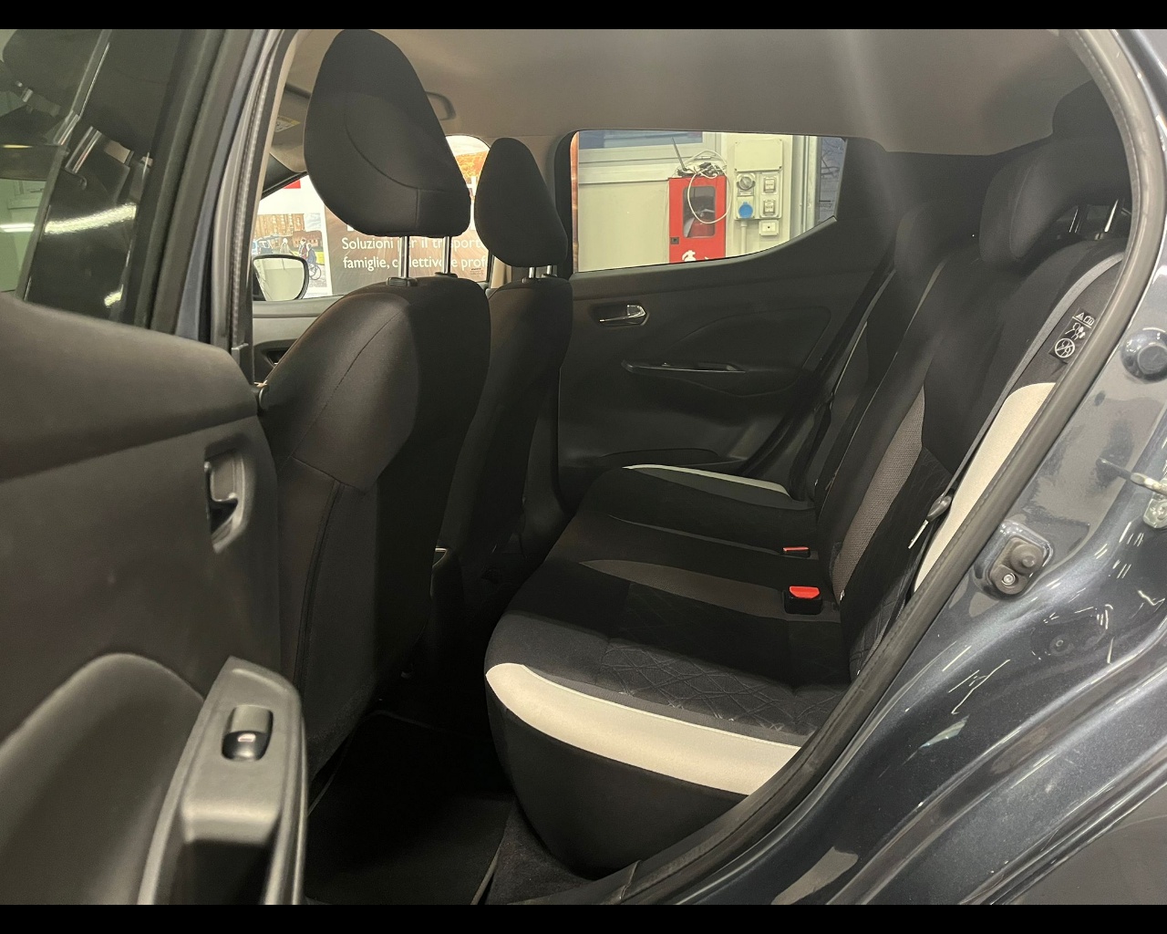 Foto NISSAN Micra 1.0 ig-t Eco N-Design Gpl