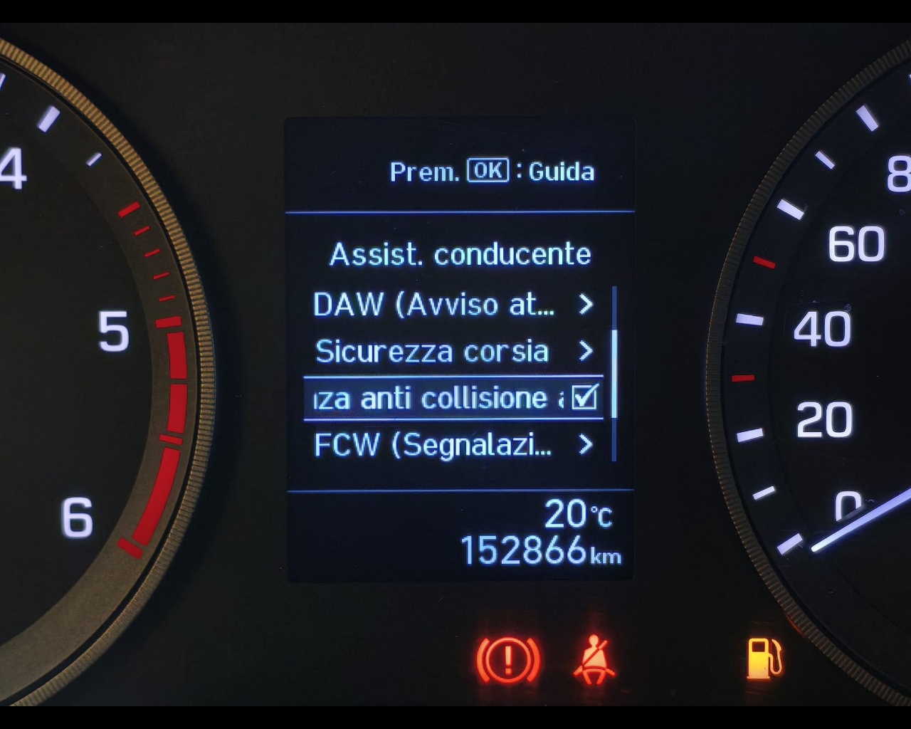 Foto HYUNDAI Tucson 1.6 crdi 48V Xprime 2wd 115cv 