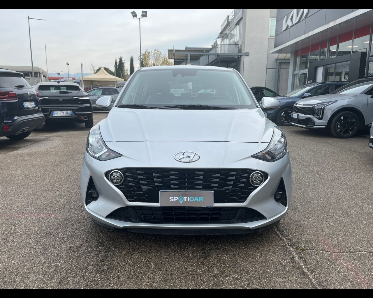 Foto HYUNDAI i10 1.0 mpi Tech Connect Pack