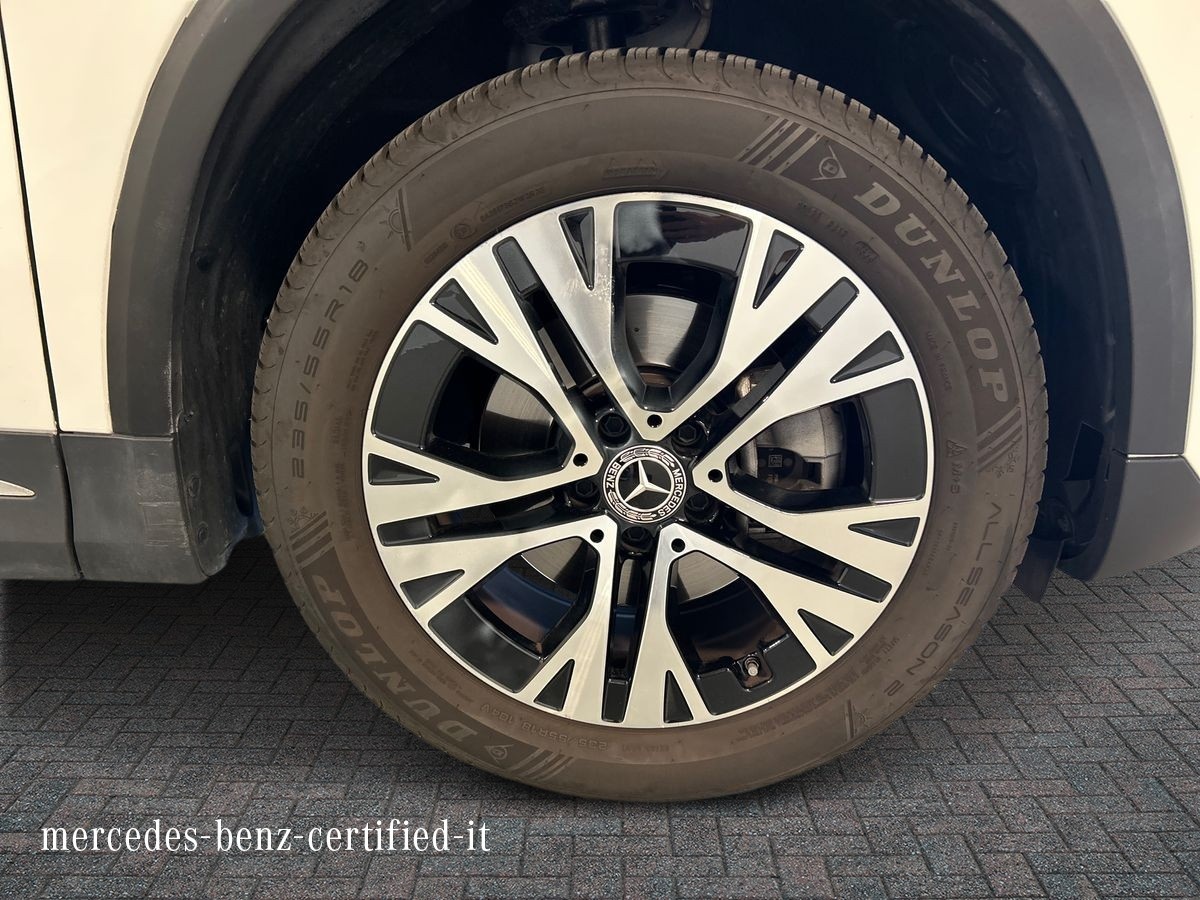 Mercedes GLA GLA 180 D Progressive Advanced 8G-DCT - 17