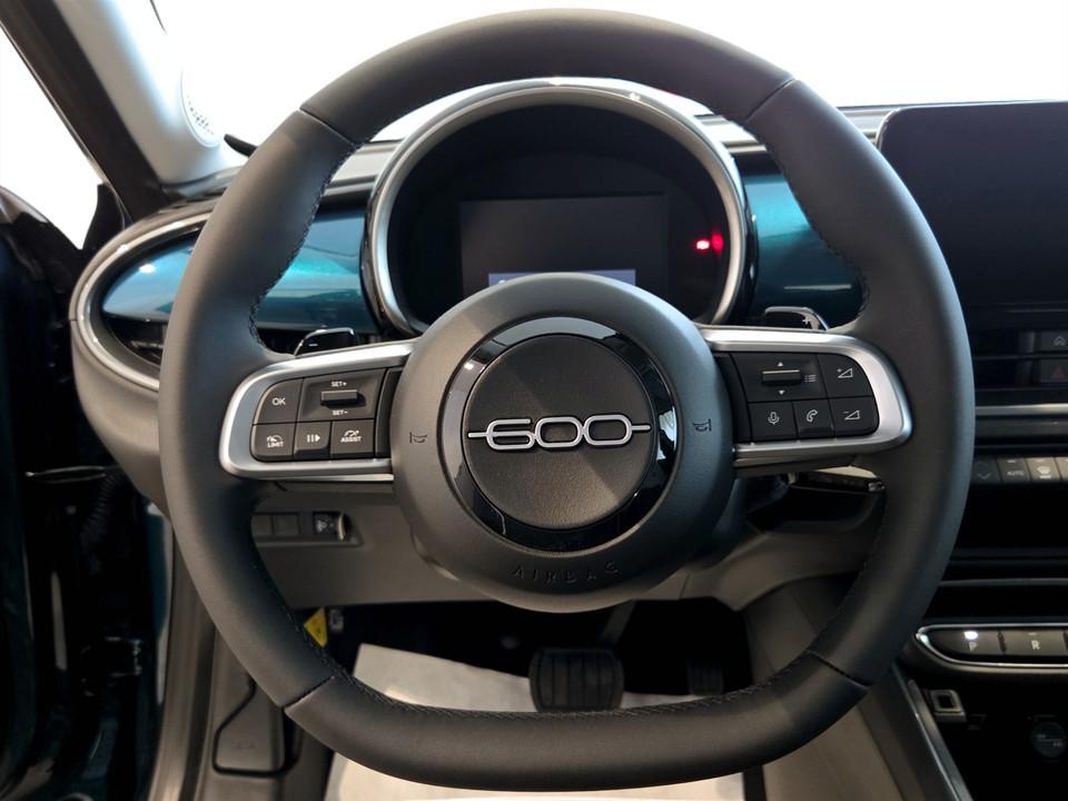 FIAT 600 Hybrid Icon 1.2 Hybrid 145cv Ibrida km0 - 11