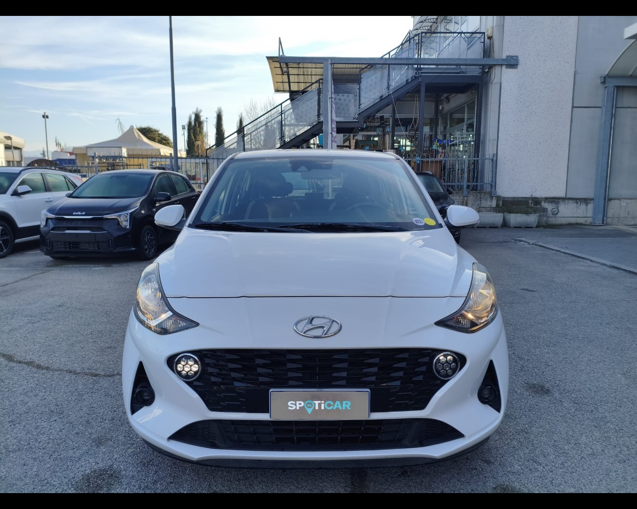 Foto HYUNDAI i10 1.0 Tech econext Gpl