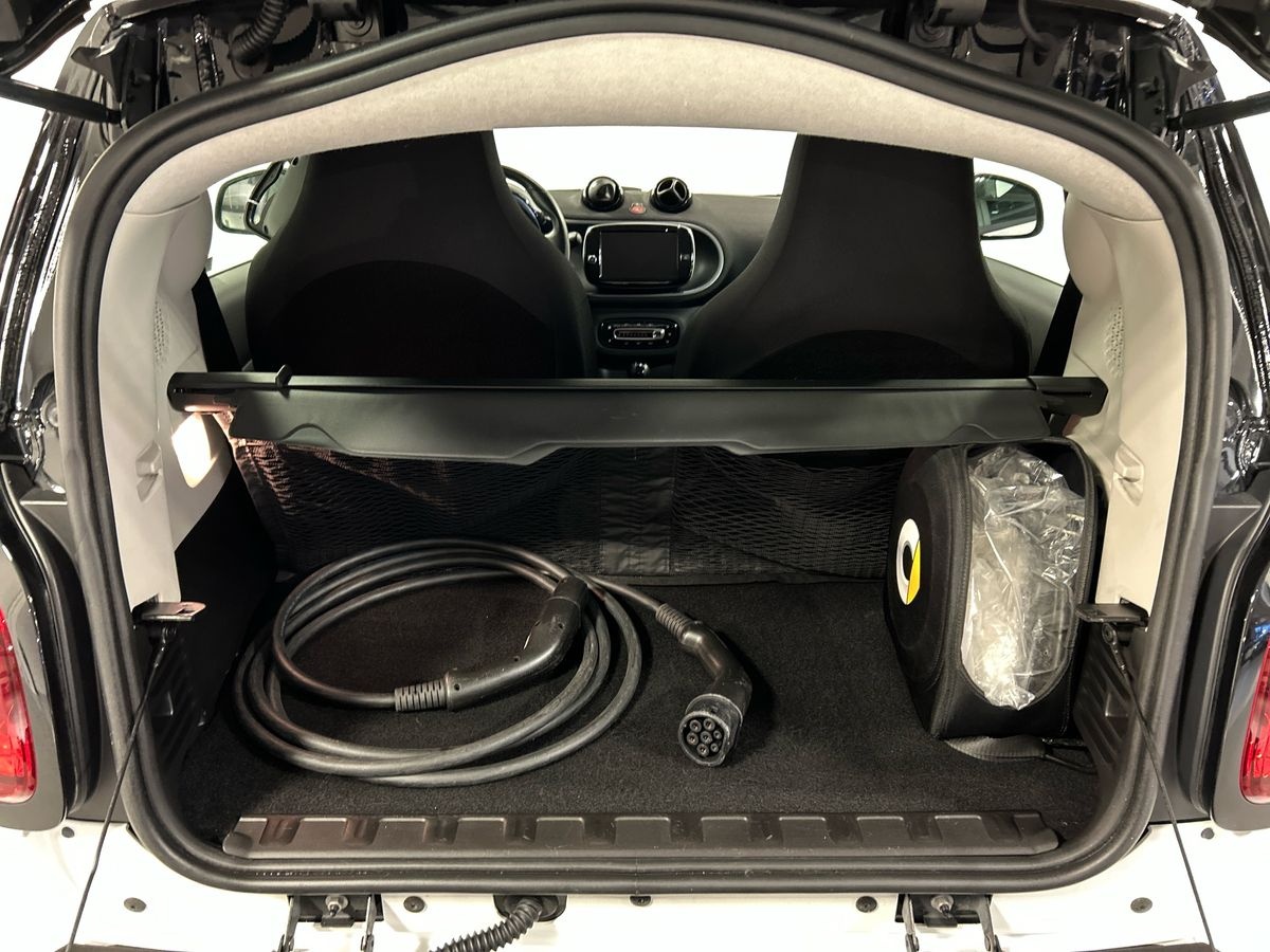 smart fortwo fortwo 22kW EQ Passion - 8