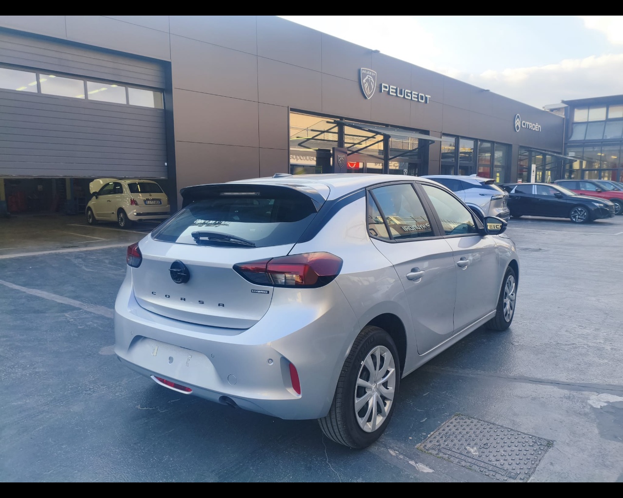 Foto OPEL Corsa 1.2 hybrid Edition 100cv dct6