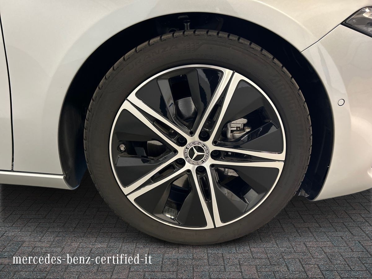 Mercedes  Classe A 180 D Advanced Plus Progressive 8G-DCT - 17