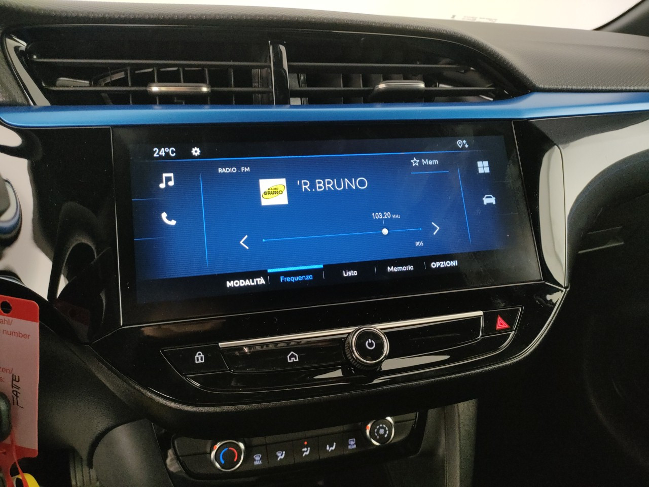 Opel Corsa Nuovo Ibrido benzina Corsa Porto Mantovano