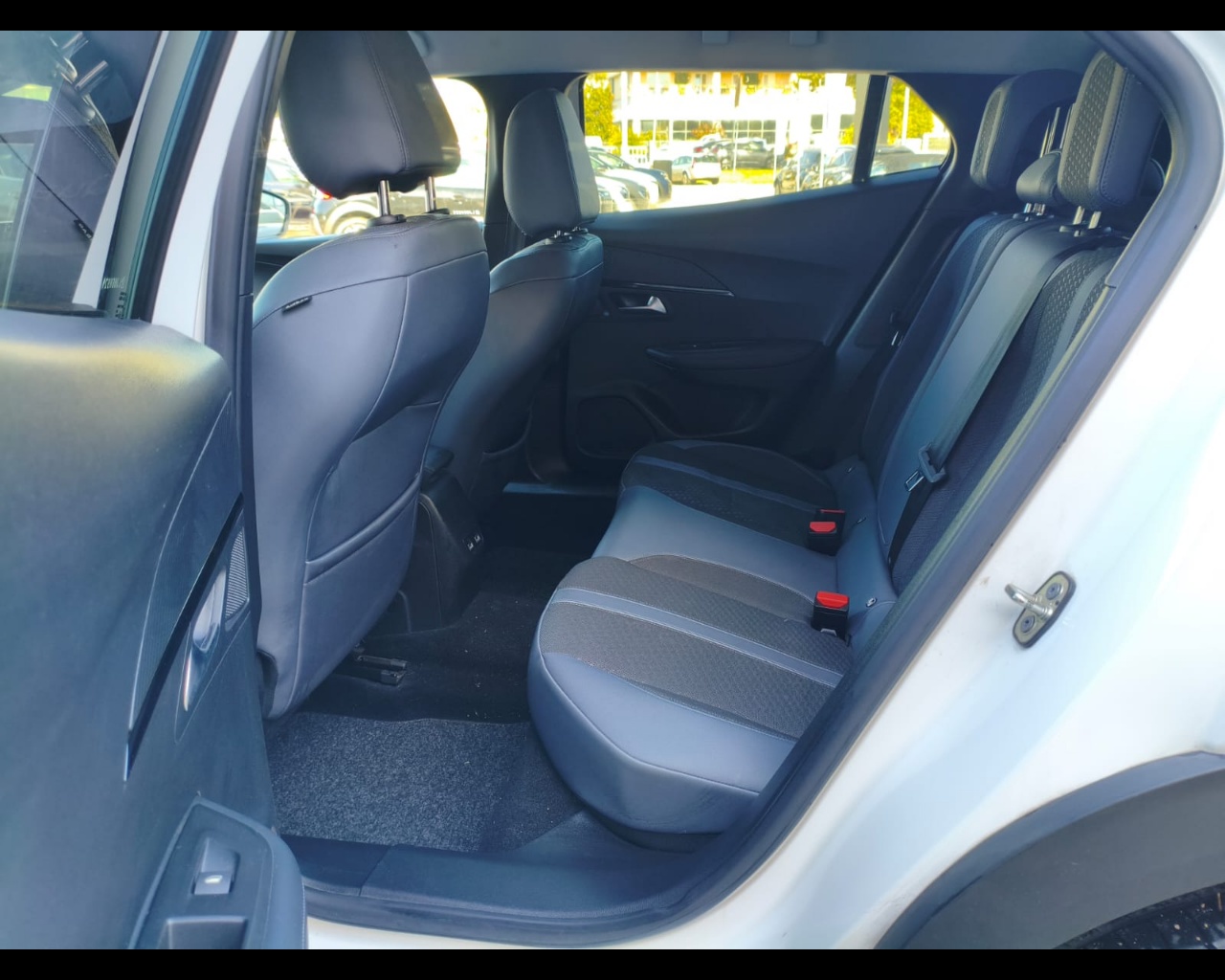 Foto PEUGEOT 2008 1.2 puretech Allure Pack s&s 100cv