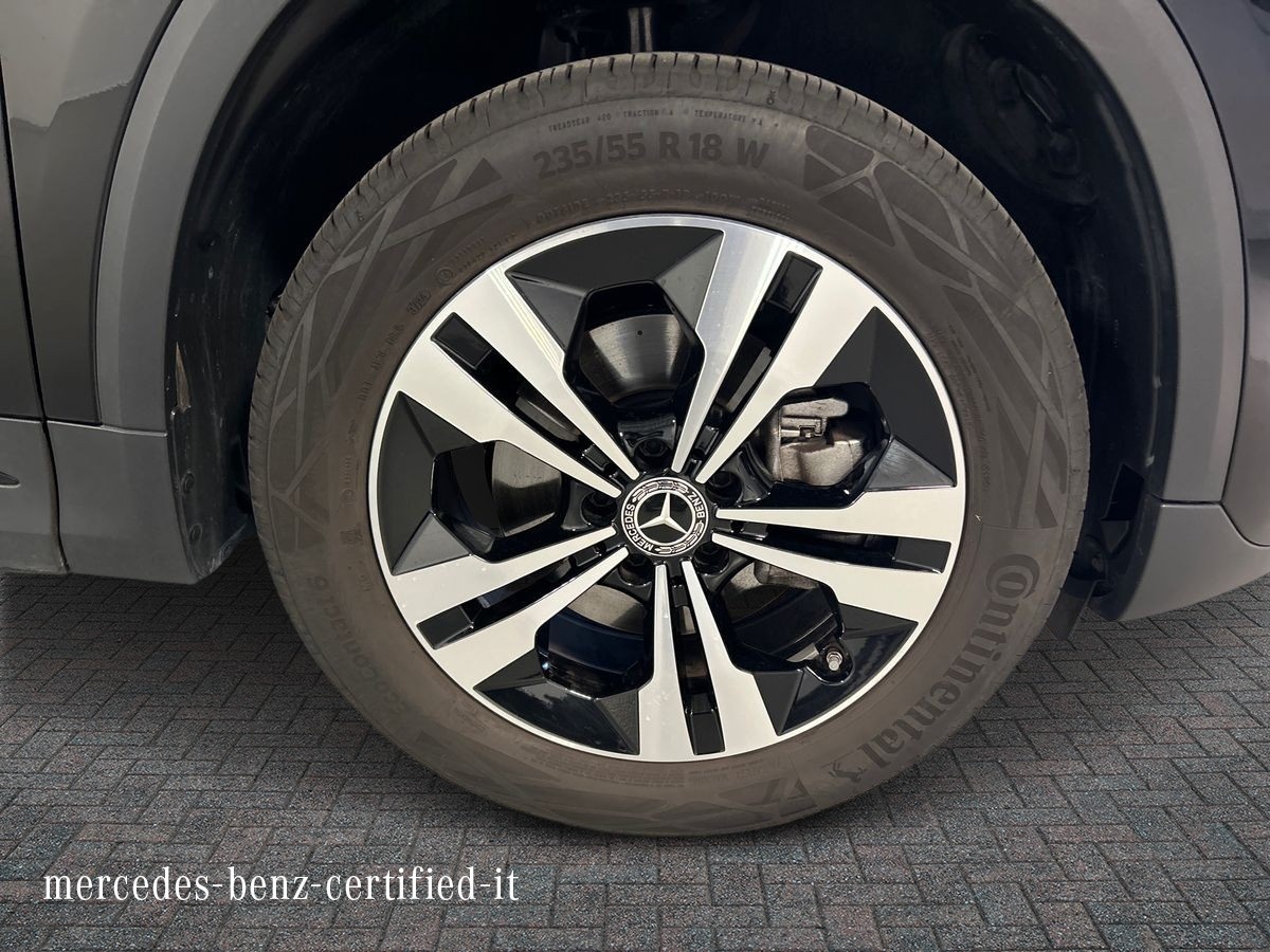 Mercedes  GLA 180 Progressive Advanced auto - 17