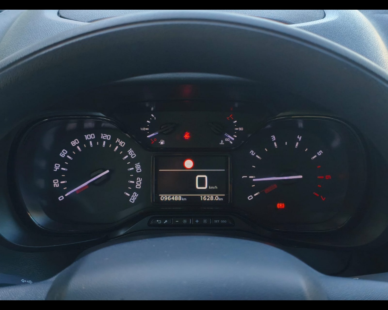 Foto CITROEN Berlingo 1.5 bluehdi M Feel s&s 100cv