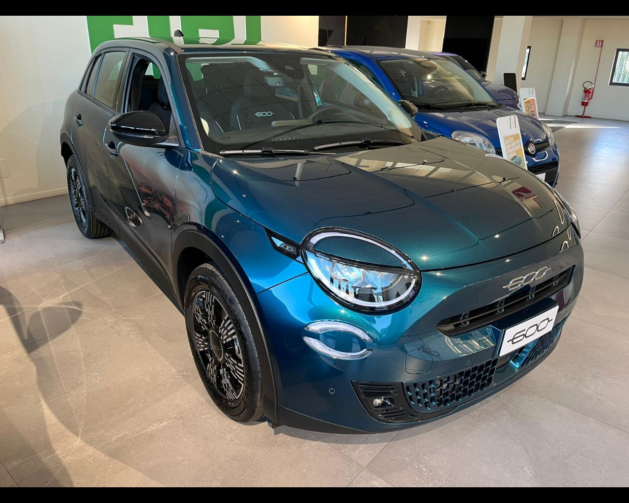 Foto FIAT 600 Hybrid 600 Serie SpecialeIcon - Configurazione Non Ordinabile