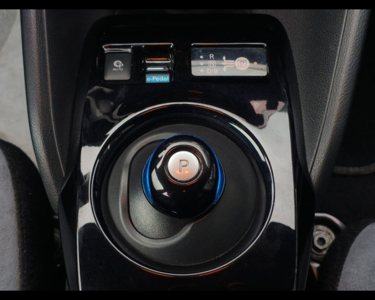 Foto NISSAN Leaf 3.Zero 40kWh 150cv