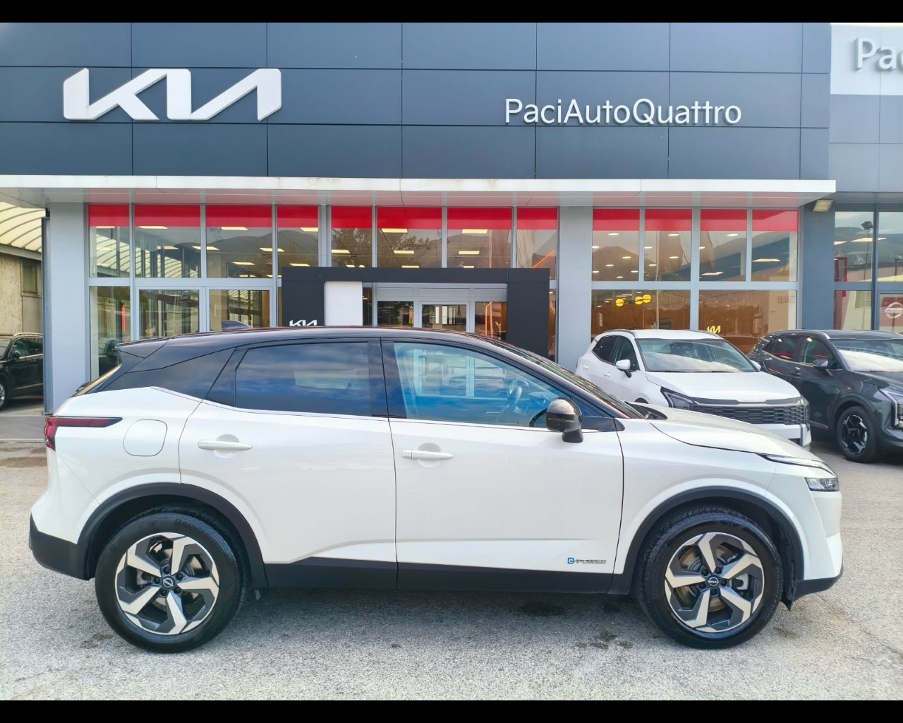 Foto NISSAN Qashqai 1.5 e-power N-Connecta 2wd