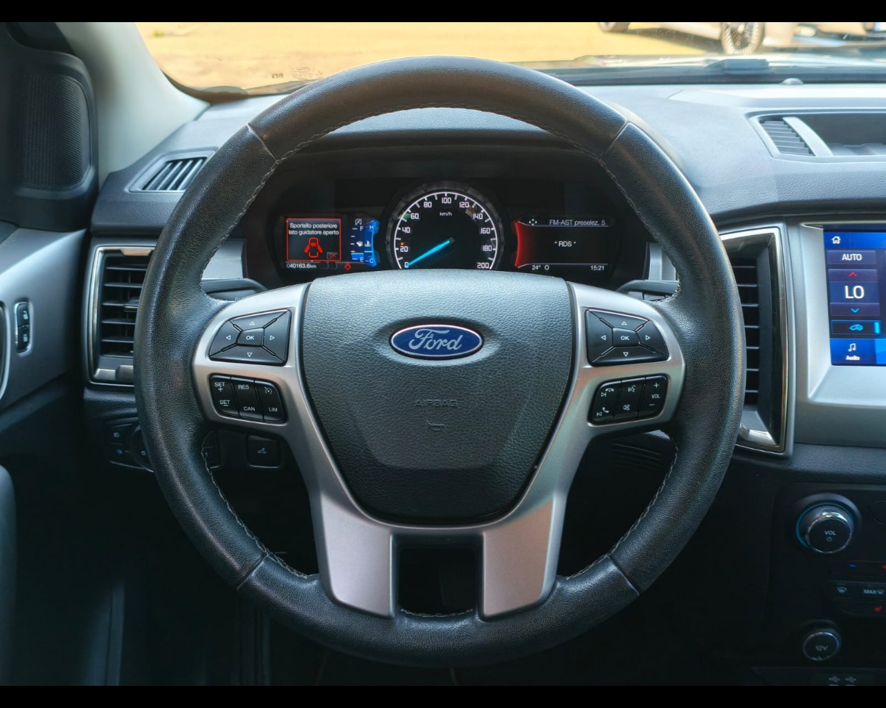 Foto FORD Ranger 2.0 ecoblue double cab Limited 170cv