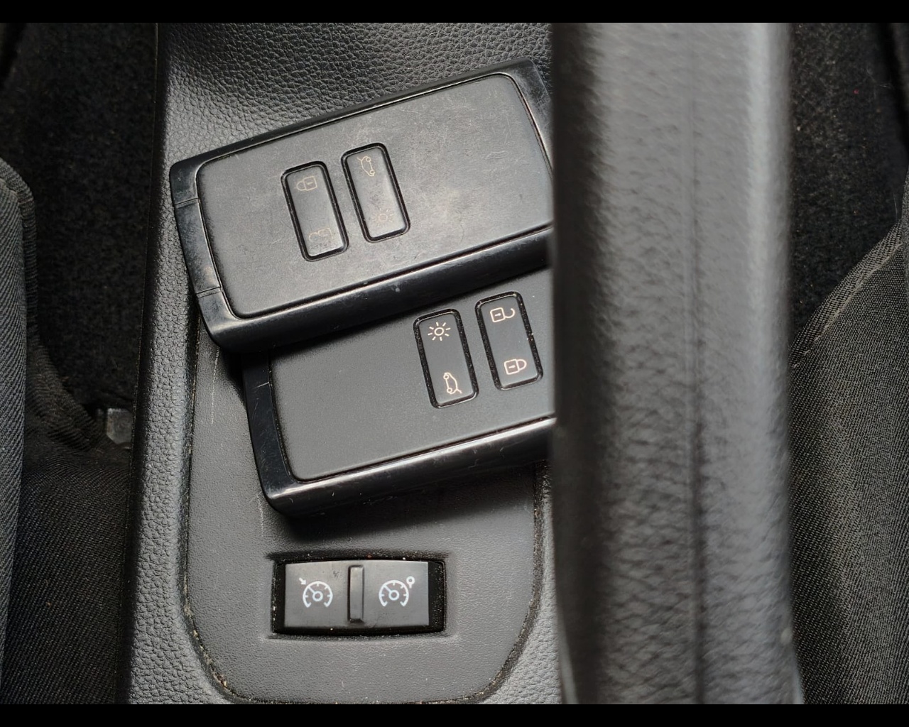 Foto DACIA Duster 1.0 tce Prestige Eco-g  4x2 100cv