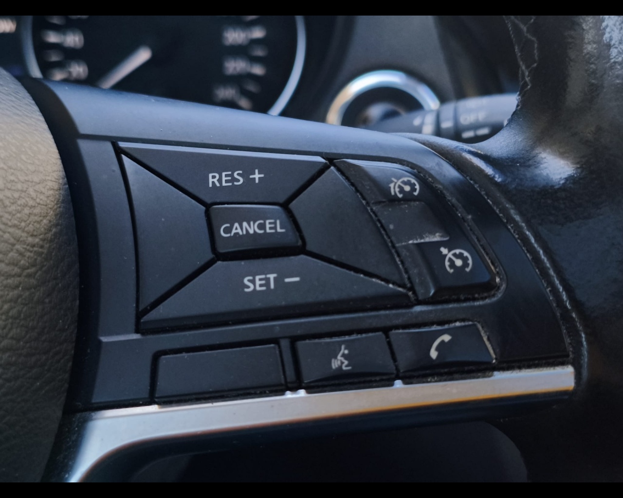 Foto NISSAN Qashqai 1.5 dci N-Connecta 115cv