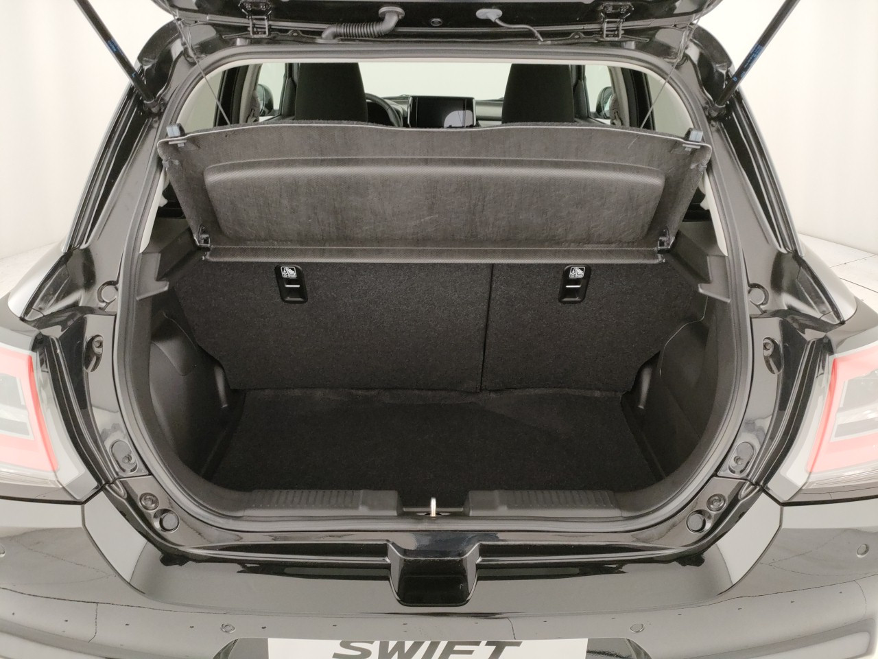 Suzuki Swift Nuovo Ibrido benzina Swift Porto Mantovano