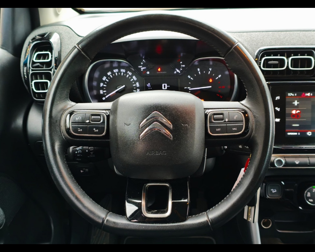 Foto CITROEN C3 Aircross 1.5 bluehdi Rip Curl s&s 100cv