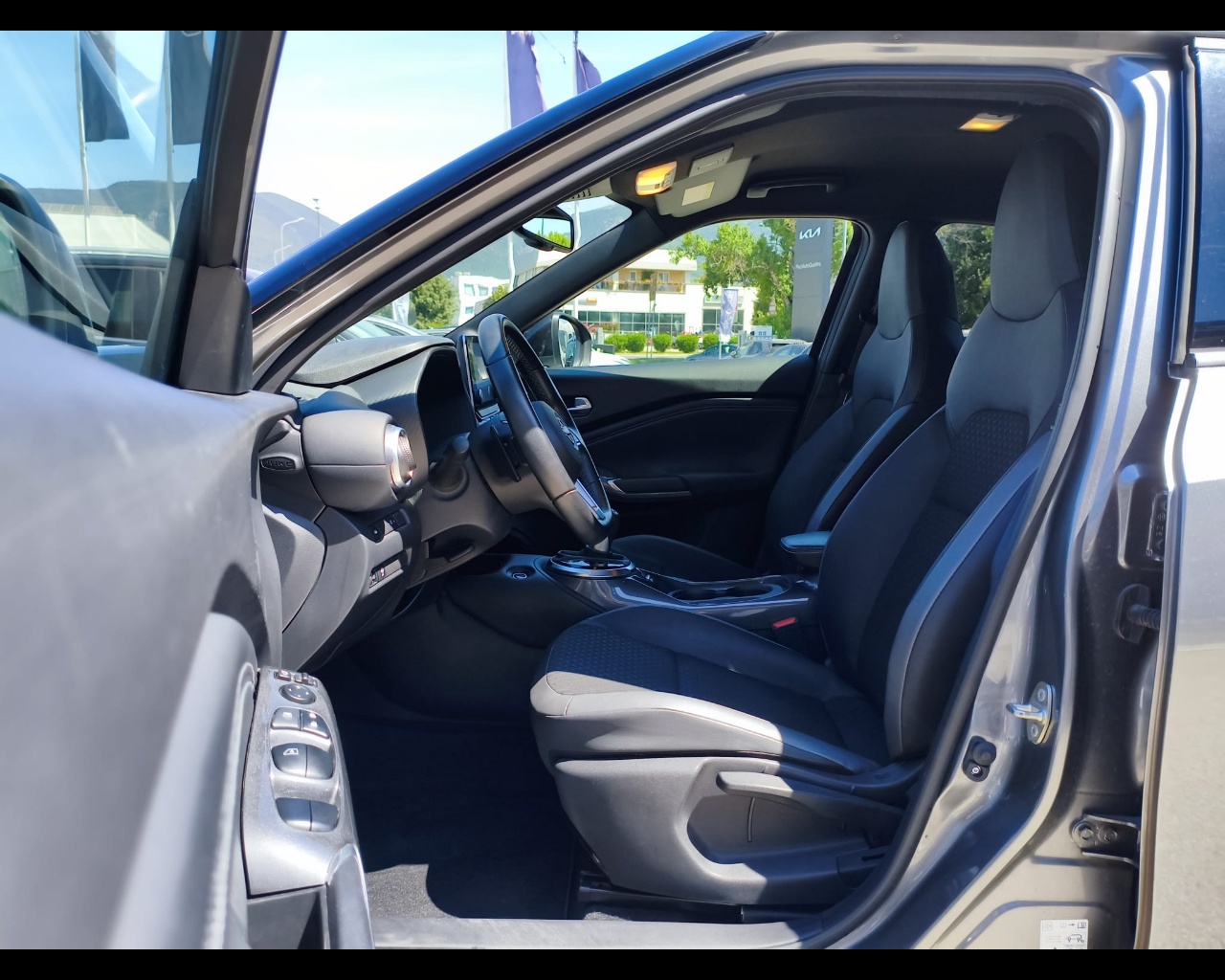 Foto NISSAN Juke 1.0 dig-t N-Design 114cv dct