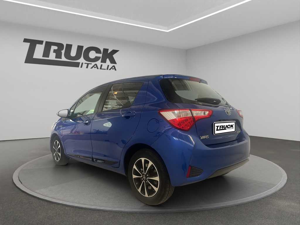 toyota-yaris-iii-2017-5p-15h-active-my18-sku93554