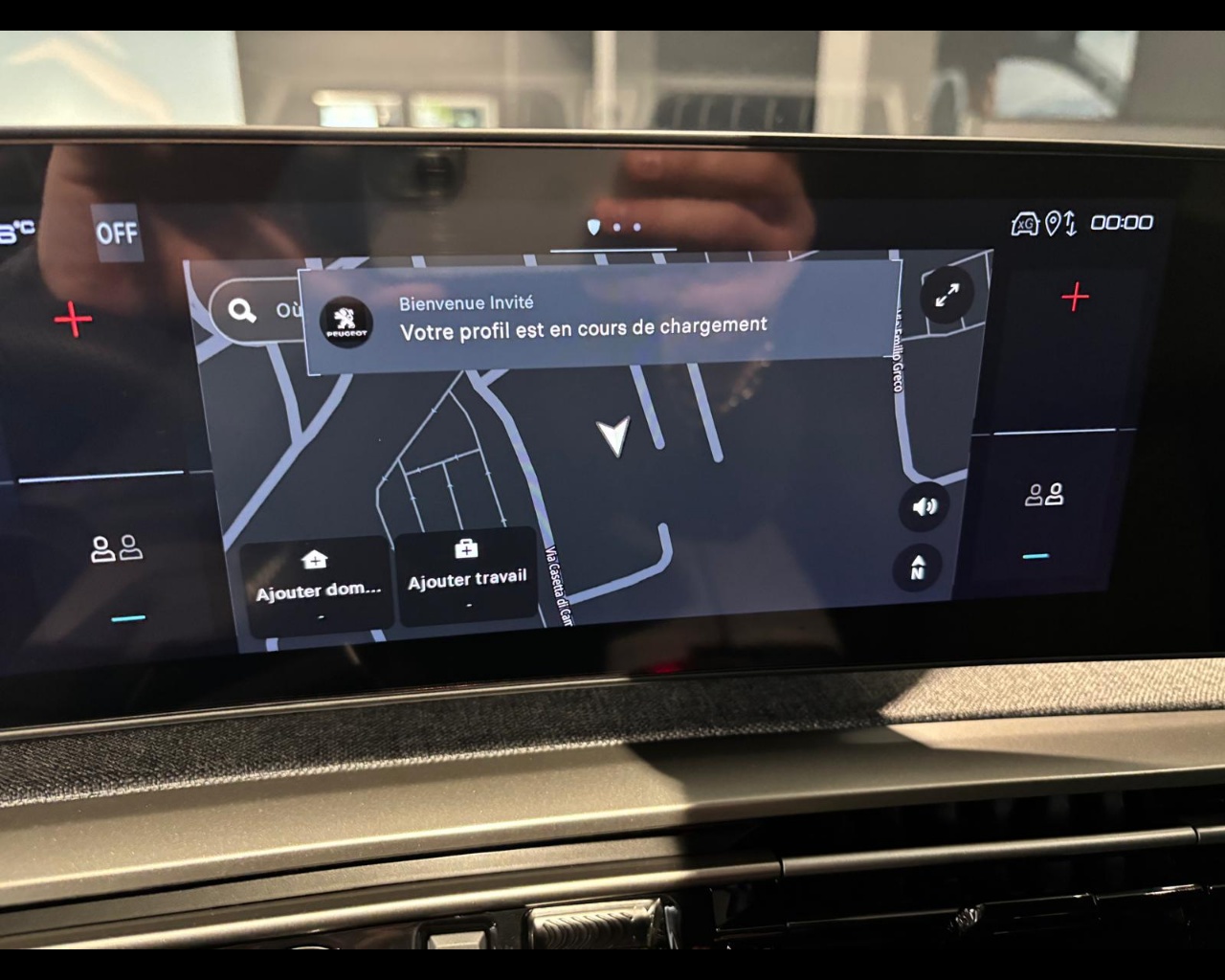 Foto PEUGEOT 3008 1.2 hybrid GT 136cv e-dcs6