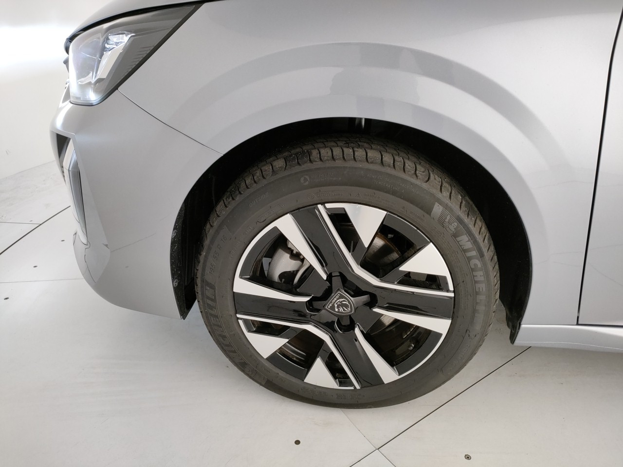 Peugeot 208 Nuovo elettrico 208 Porto Mantovano