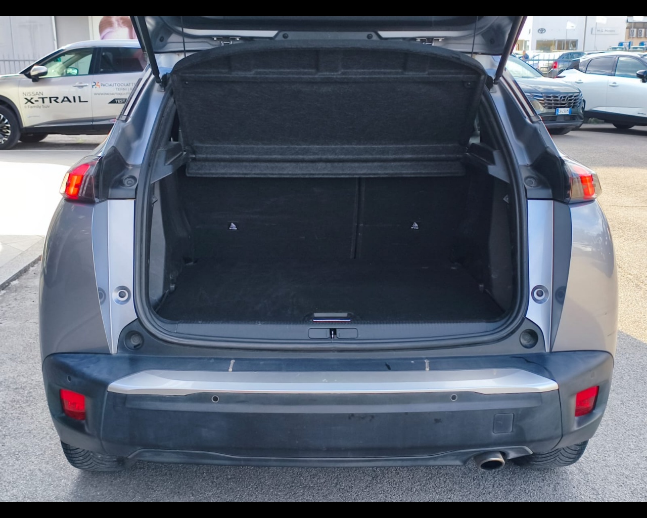 Foto PEUGEOT 2008 1.5 bluehdi Allure s&s 110cv