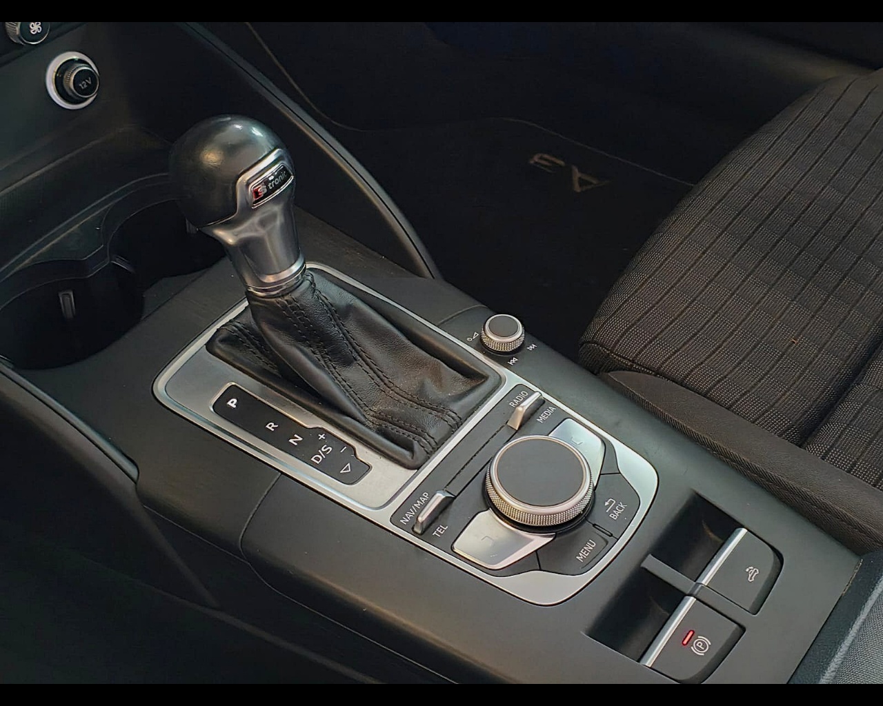 Foto AUDI A3 Cabrio 2.0 tdi Sport 150cv s-tronic