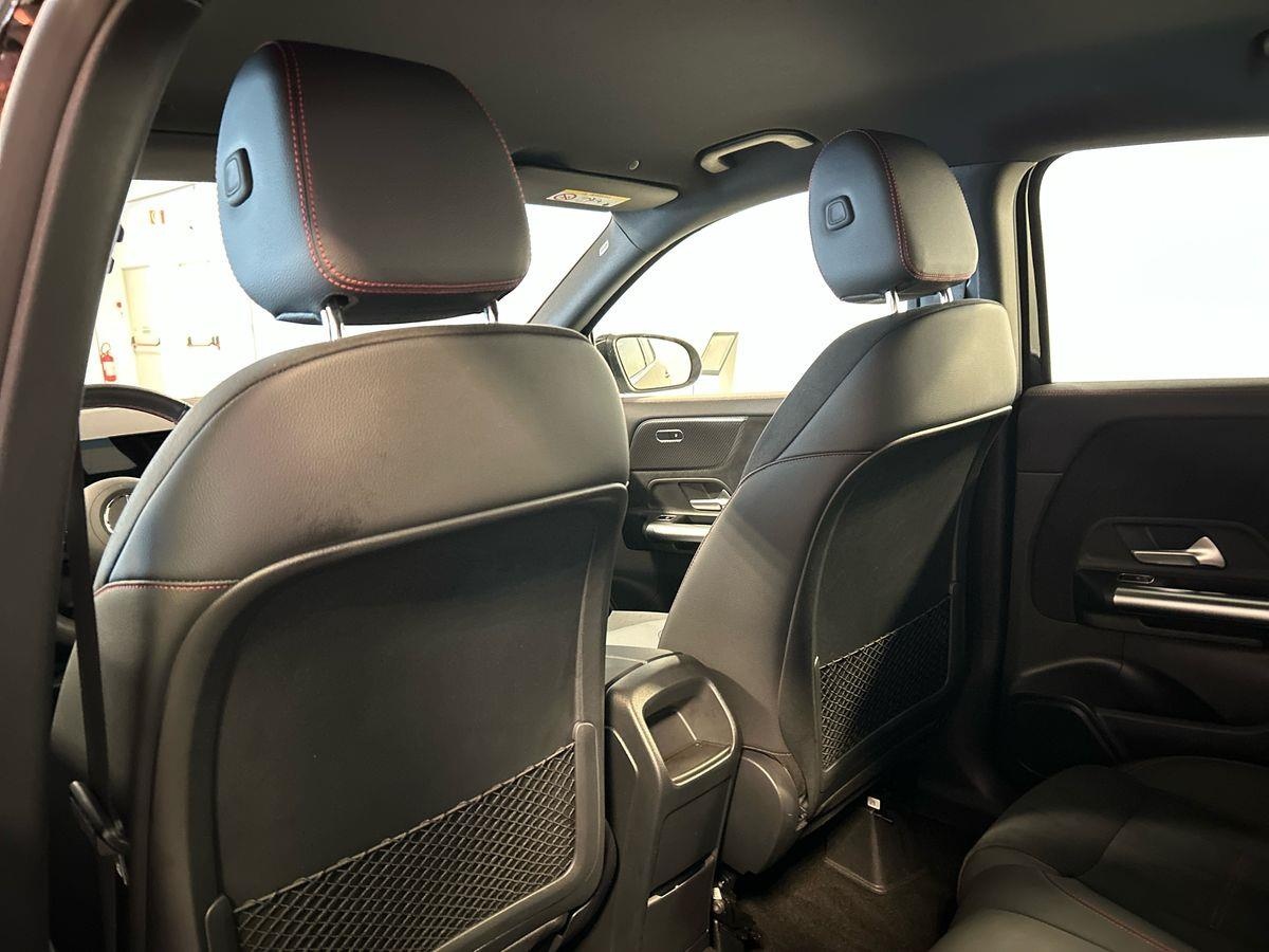 Mercedes  GLA 200 D AMG Line Advanced Plus 8G-DCT - 18