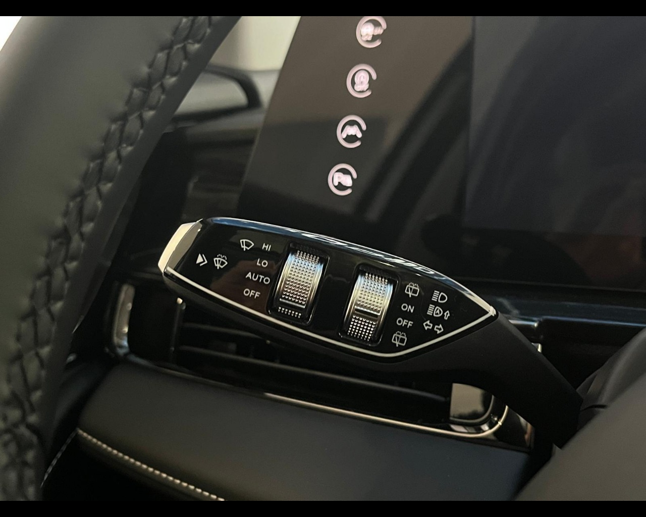 Foto OMODA Omoda 5 1.6 tgdi Premium 7dct