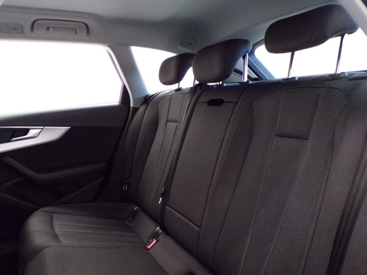 Audi A4 A4 Avant 35 2.0 TDI 150cv Business S tronic - 13