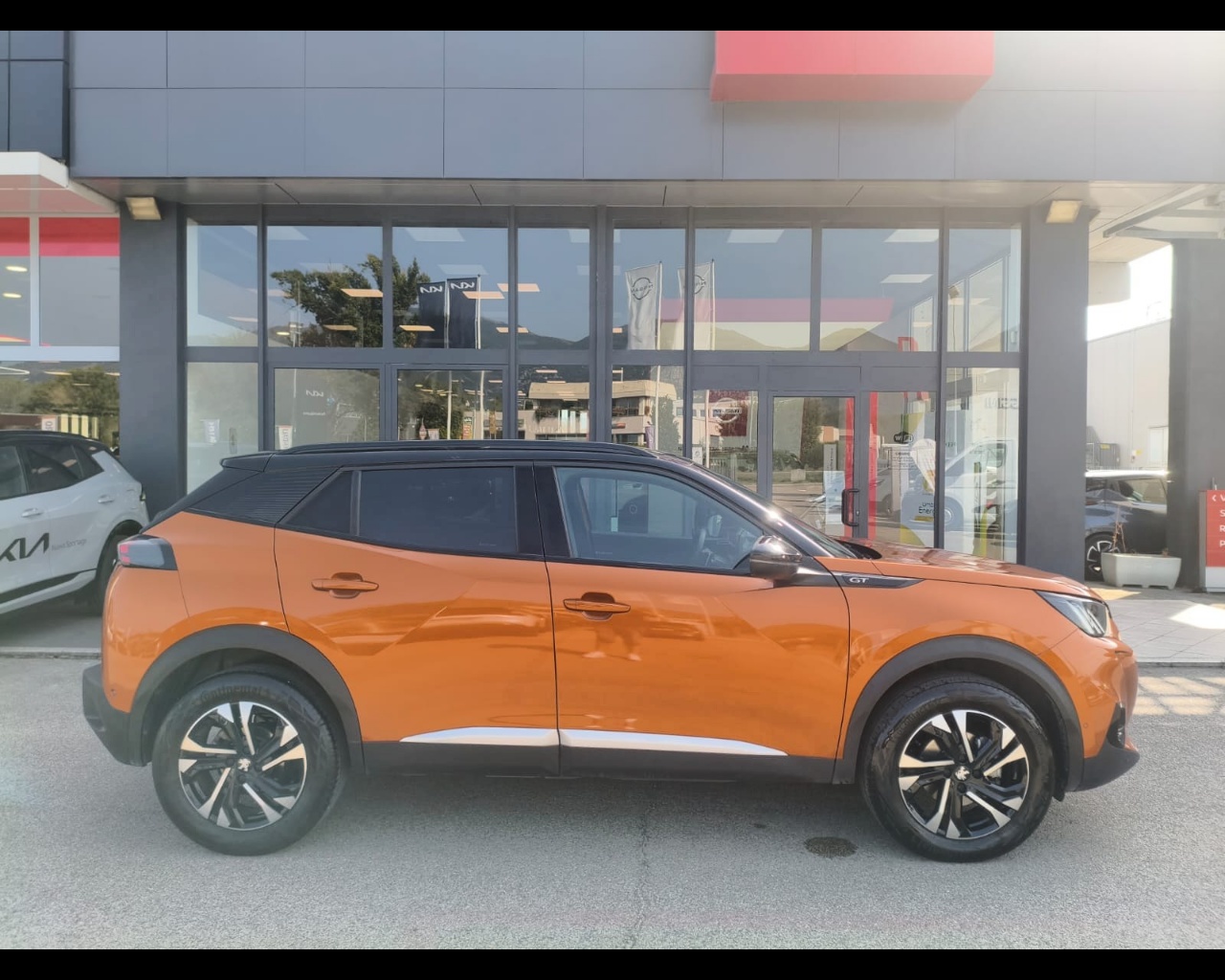 Foto PEUGEOT 2008 1.2 puretech GT Pack s&s 130cv eat8