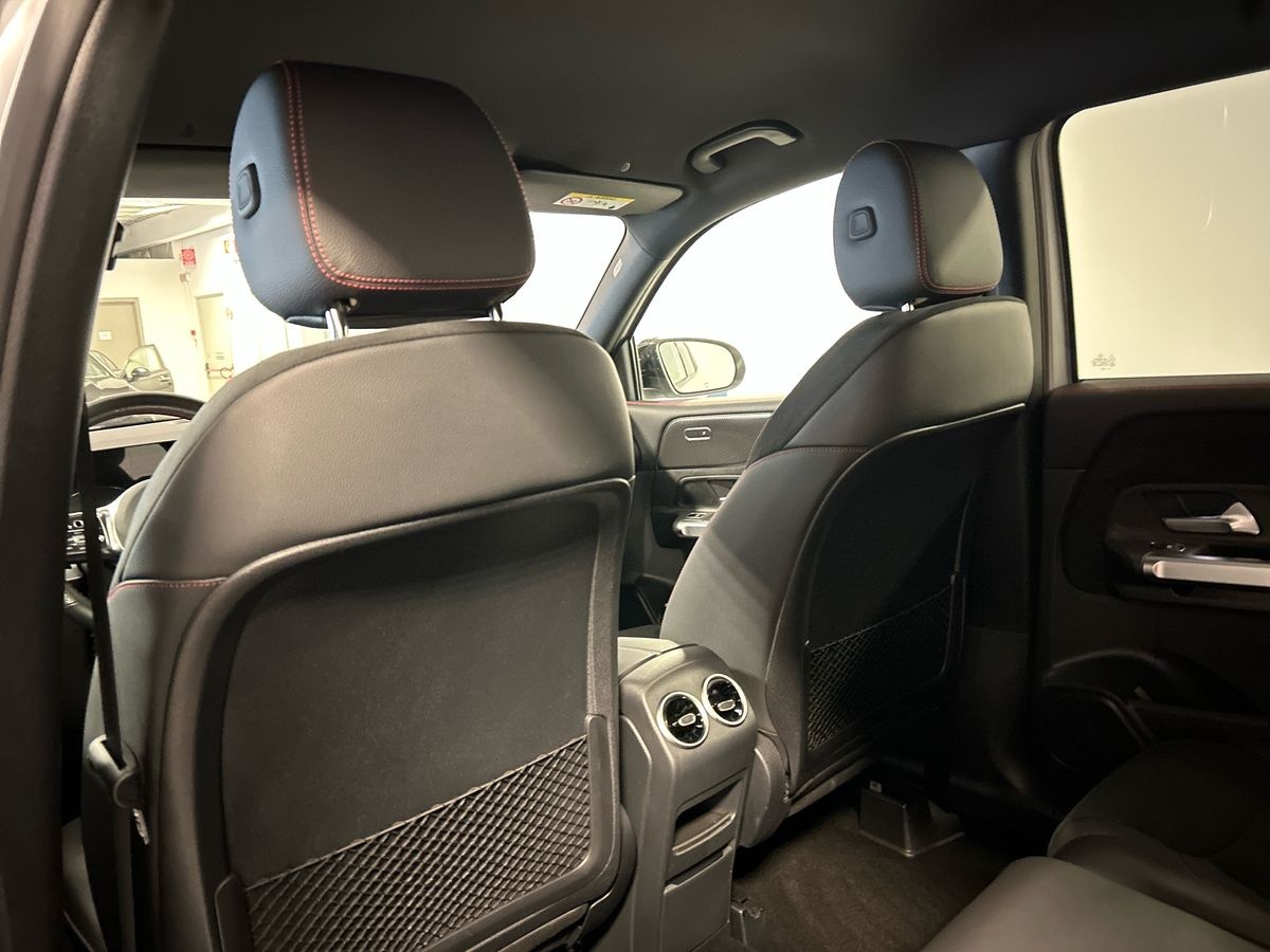 Mercedes GLB GLB 180 D Premium 8G-DCT - 18