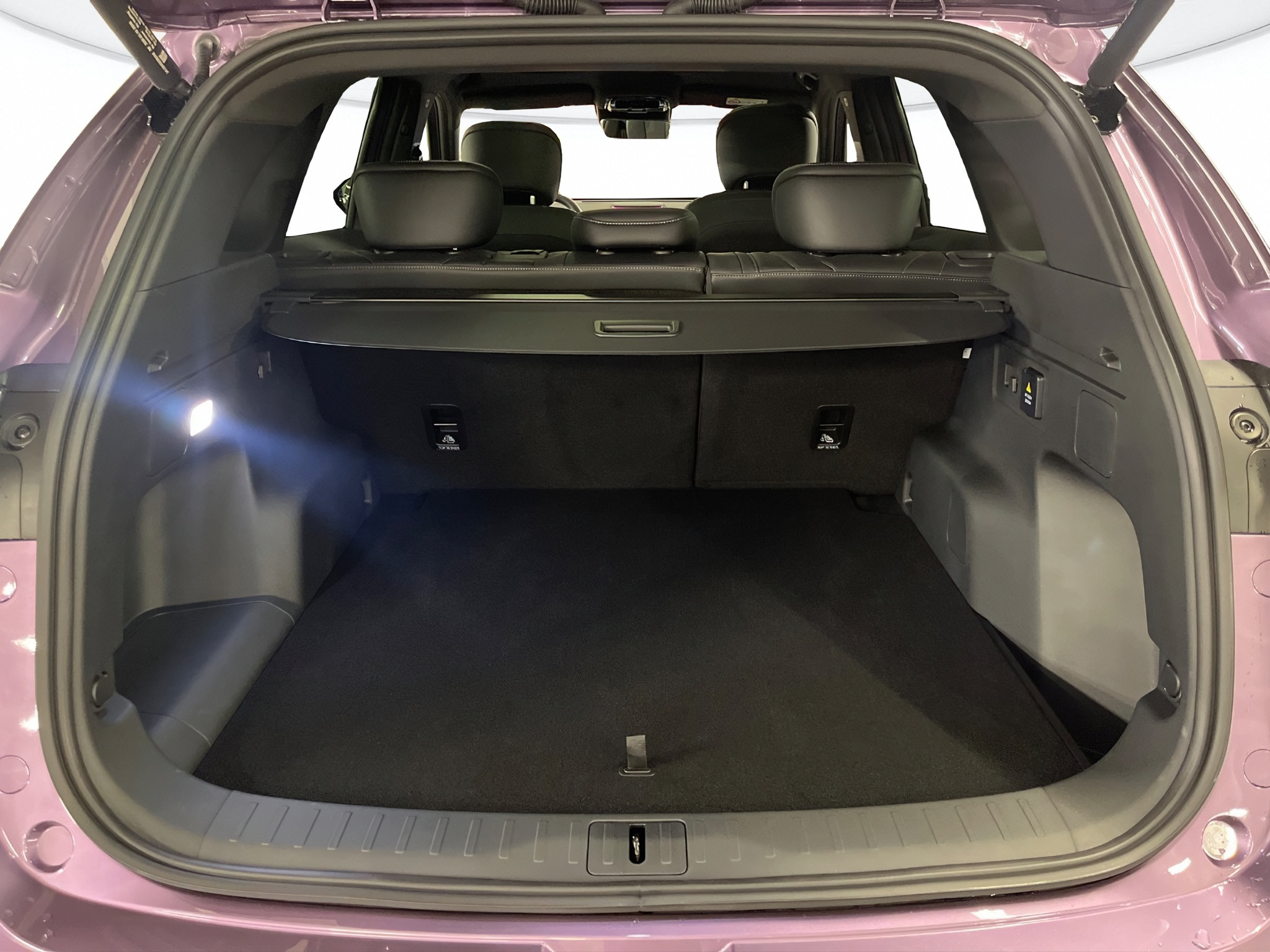 Lepas LEPAS L8 PHEV Nuovo Ibrido benzina LEPAS L8 PHEV Verona