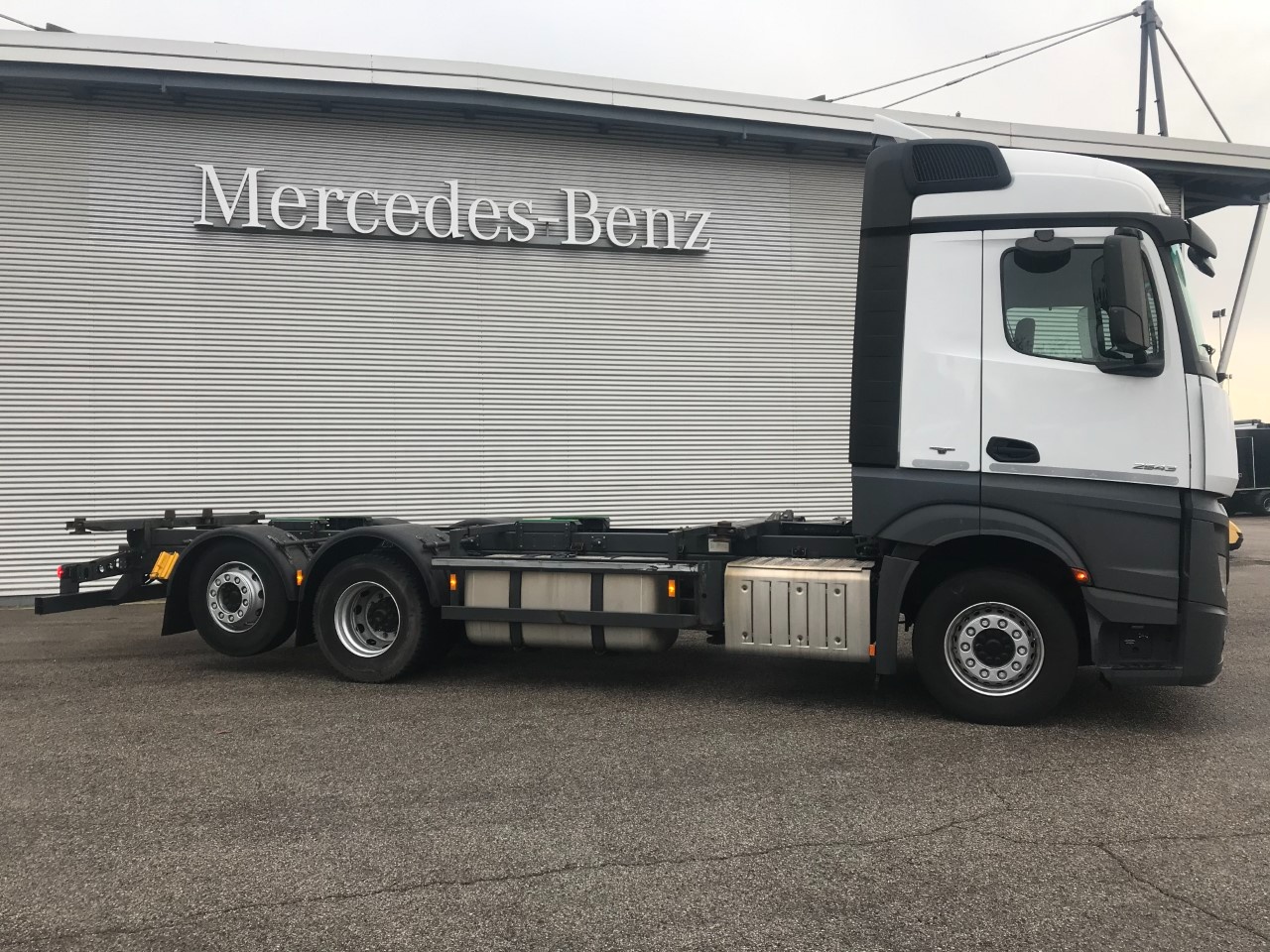 Mercedes Actros actros 2543 L flat cab. Str.Sp. 2,5 Euro VI - 1