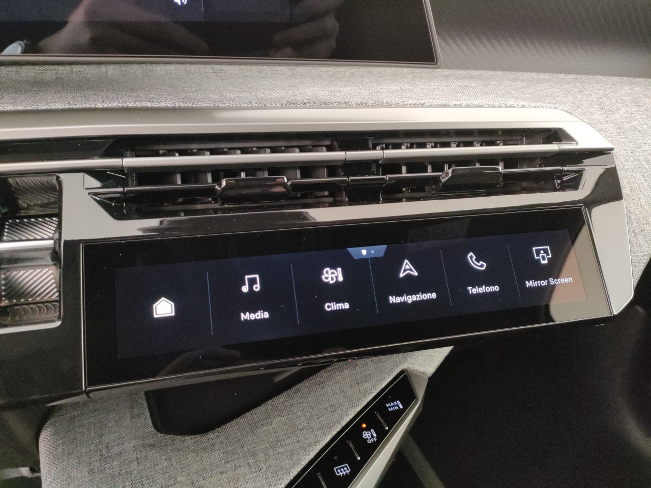 Peugeot 5008 Nuovo Ibrido benzina 5008 Porto Mantovano