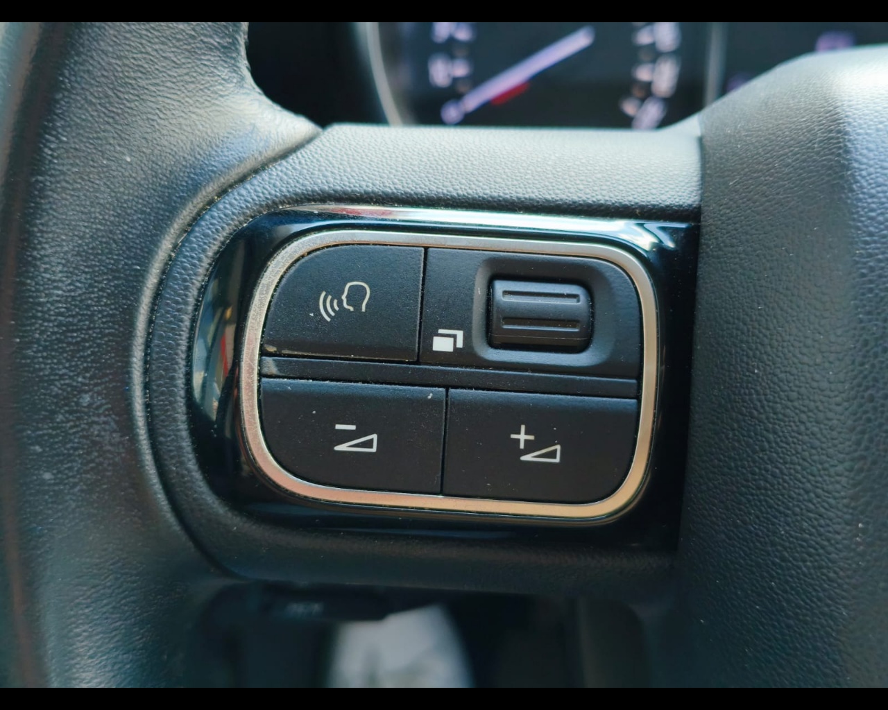 Foto CITROEN C3 Aircross 1.5 bluehdi Shine s&s 100cv