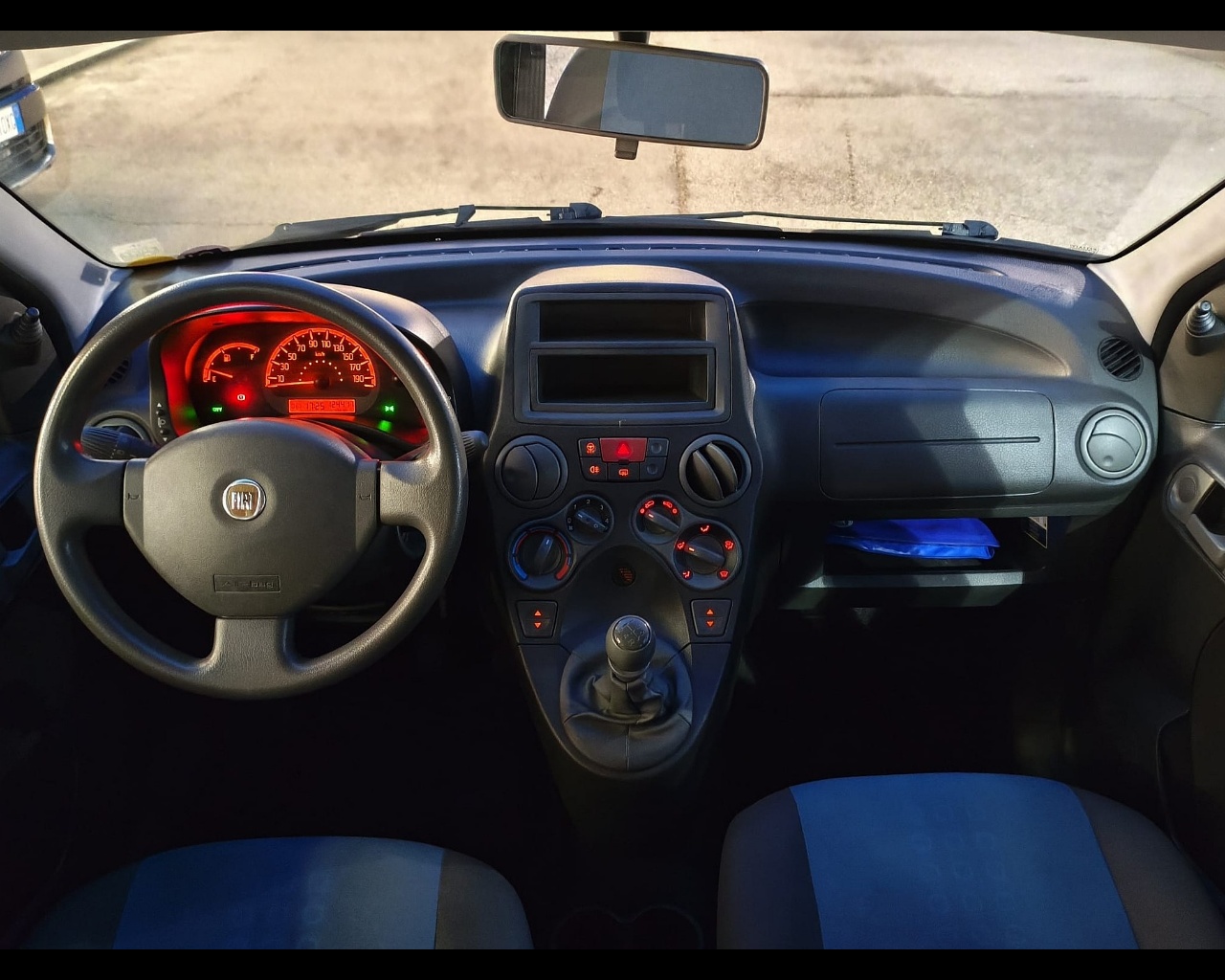 Foto FIAT Panda 1.2 Dynamic 69cv E5