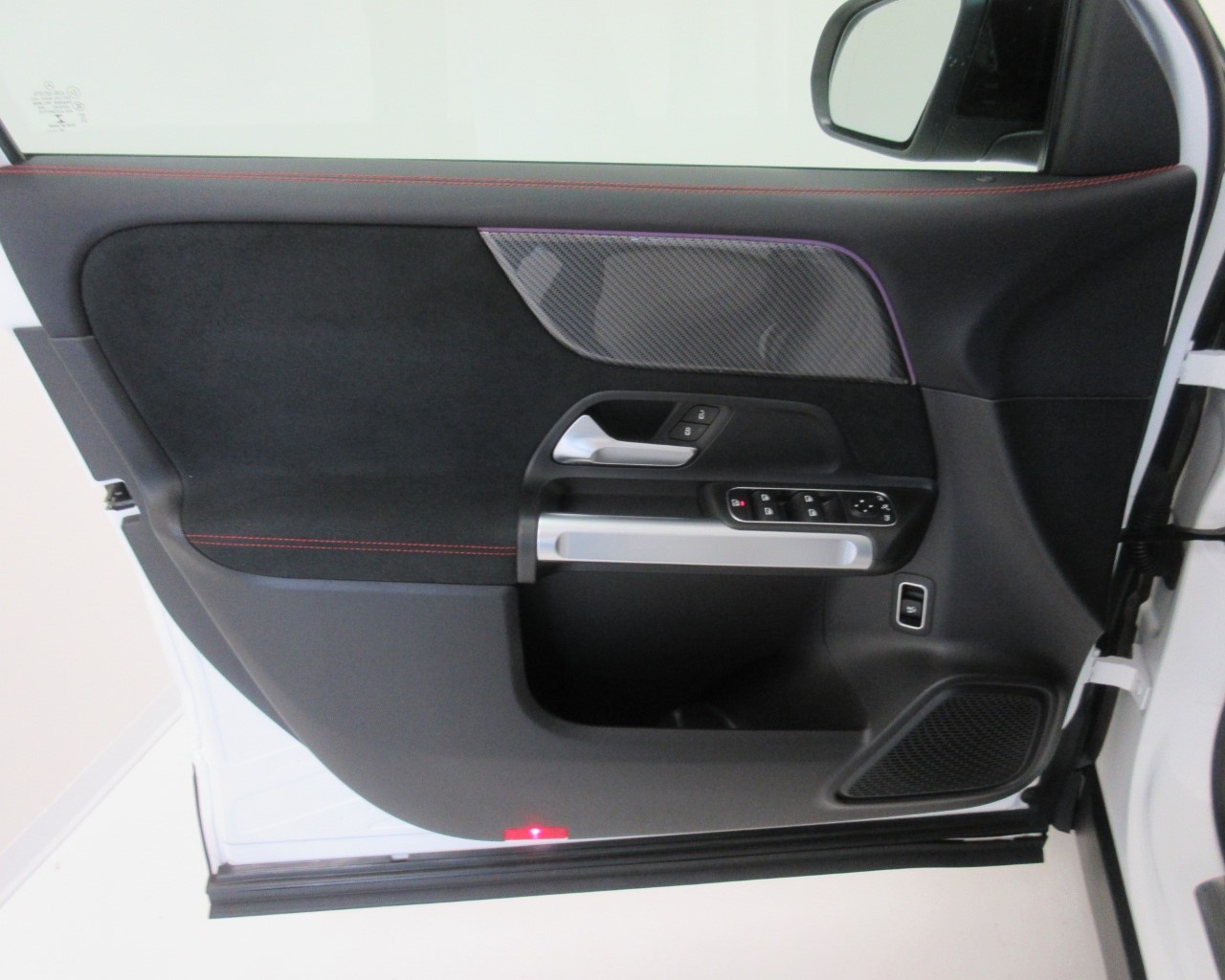 Mercedes GLB GLB 200 D Premium 8G-DCT - 11