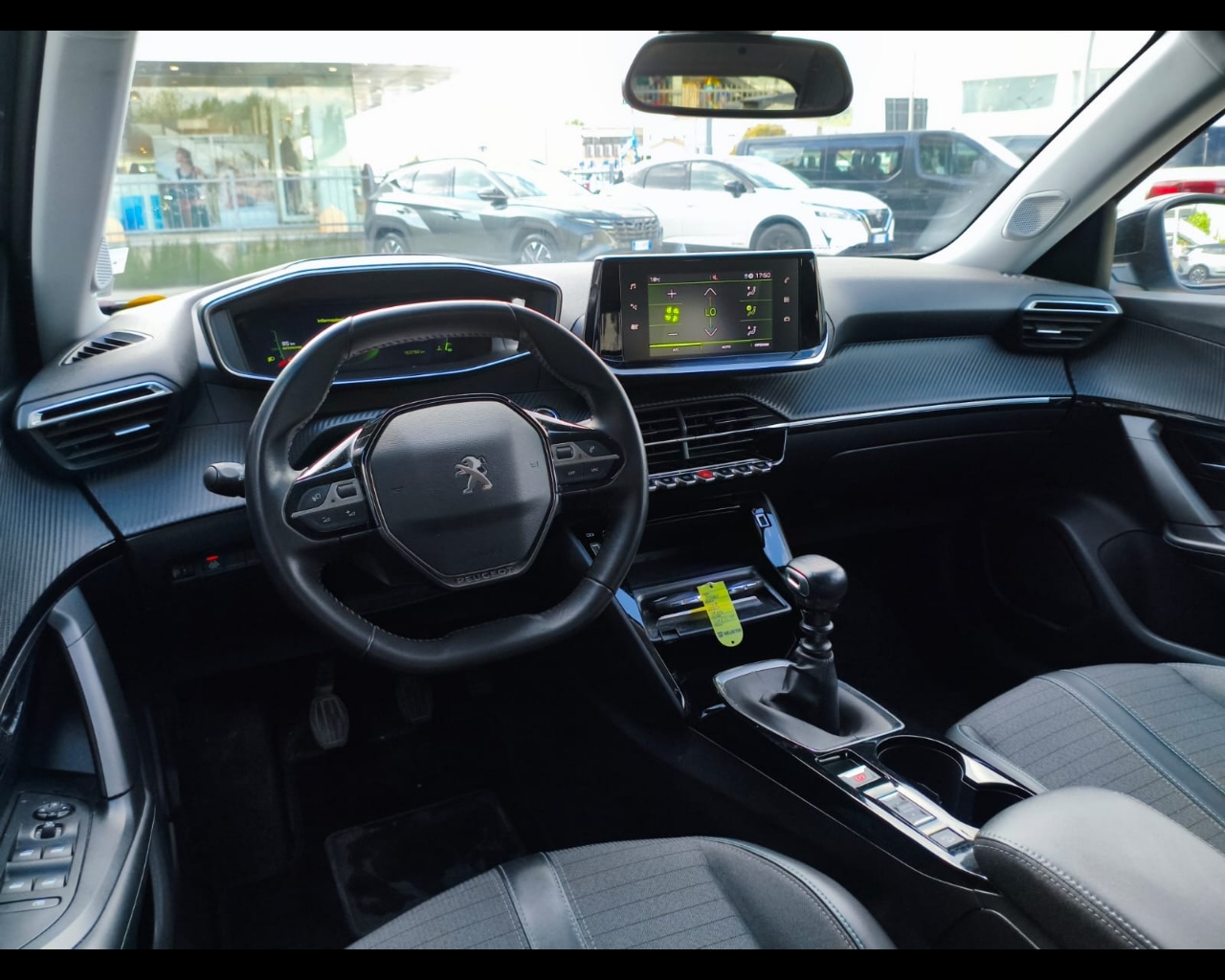 Foto PEUGEOT 2008 1.5 bluehdi Allure s&s 110cv