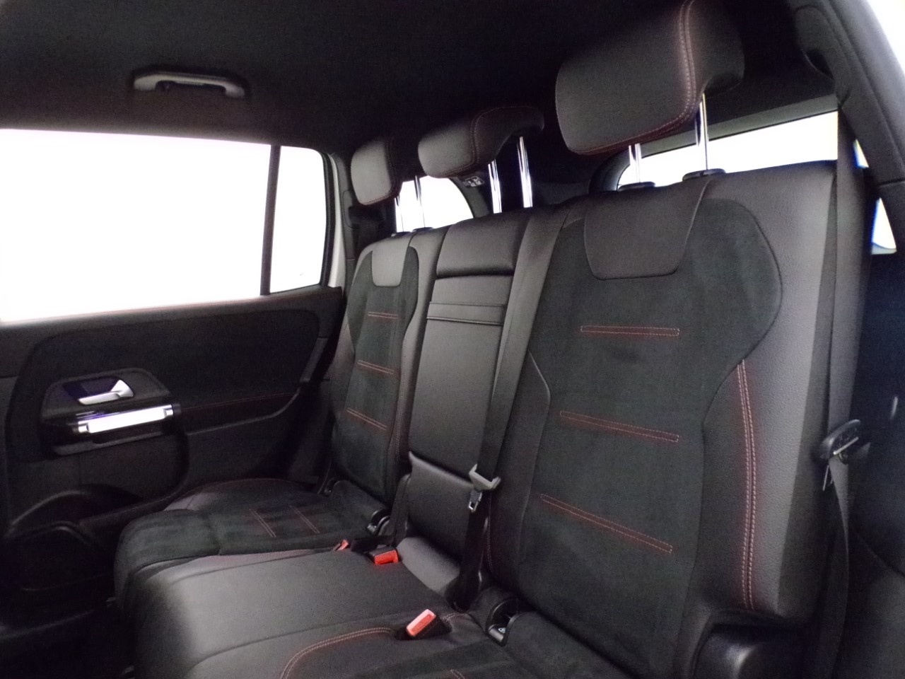 Mercedes GLB GLB 180 D Premium 8G-DCT - 14