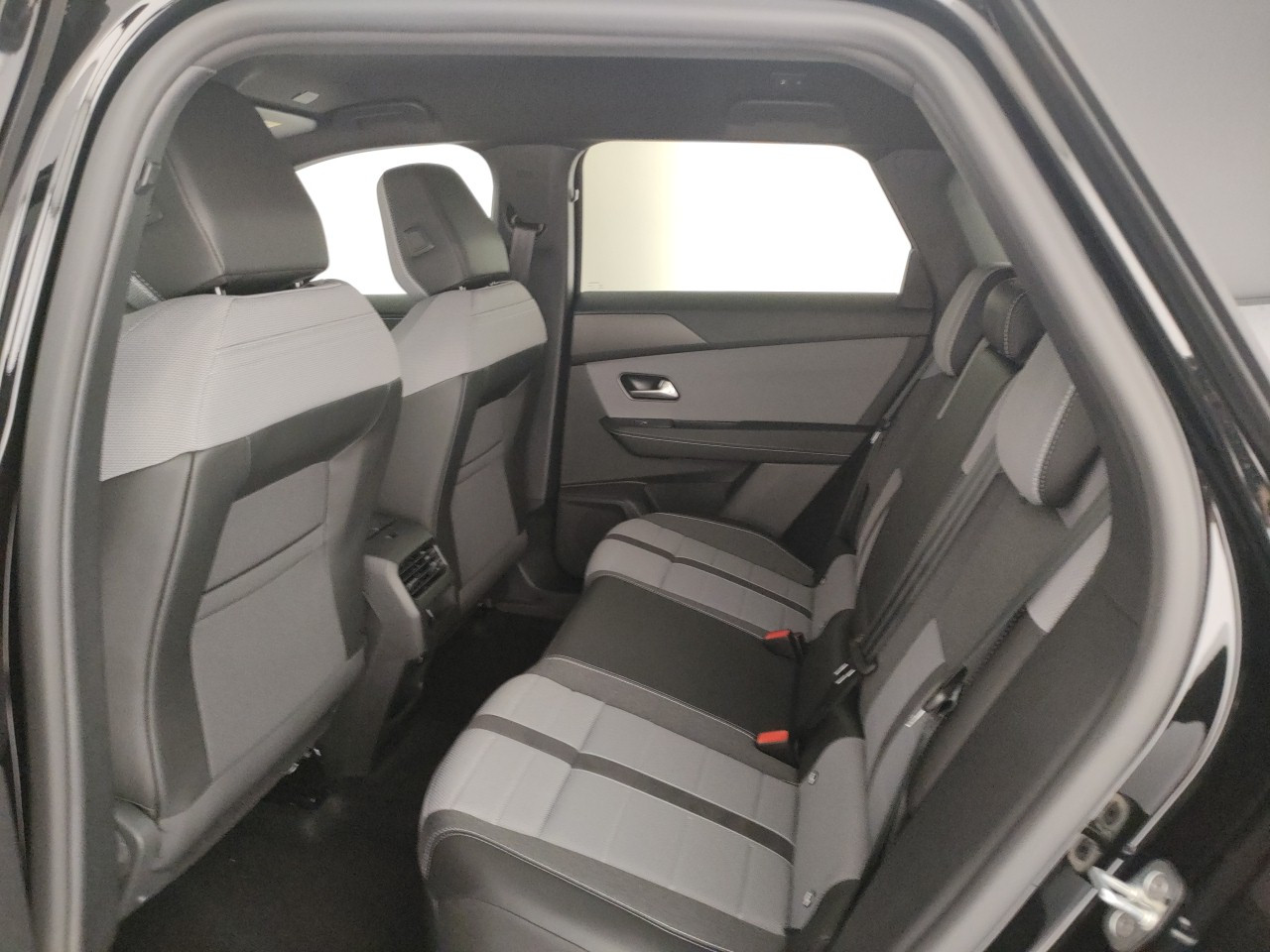 Opel Grandland Nuovo Ibrido benzina Grandland Porto Mantovano