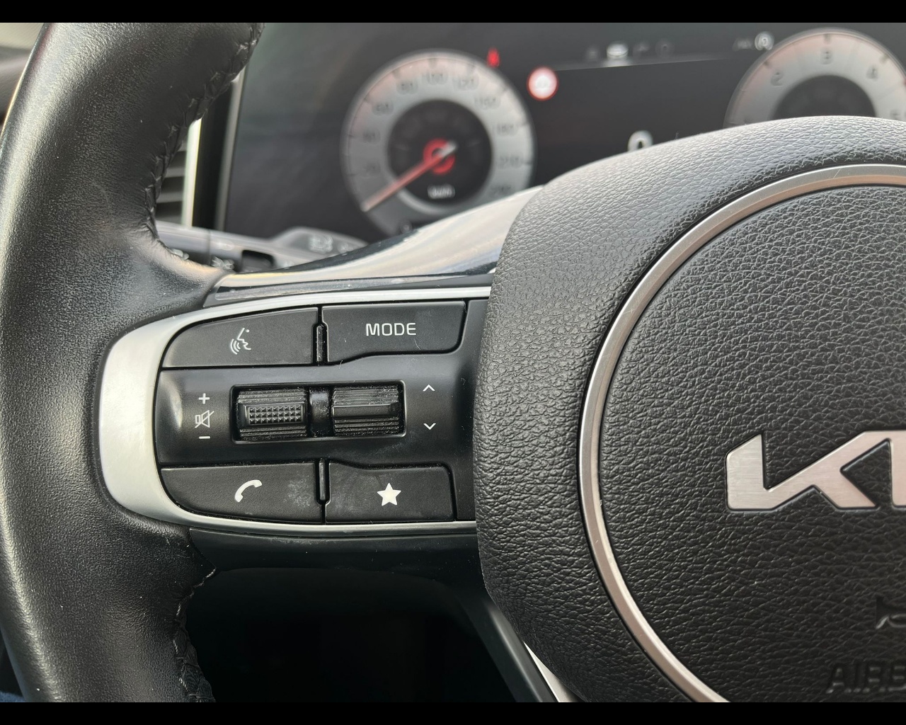 Foto KIA Sportage 1.6 crdi mhev Style imt